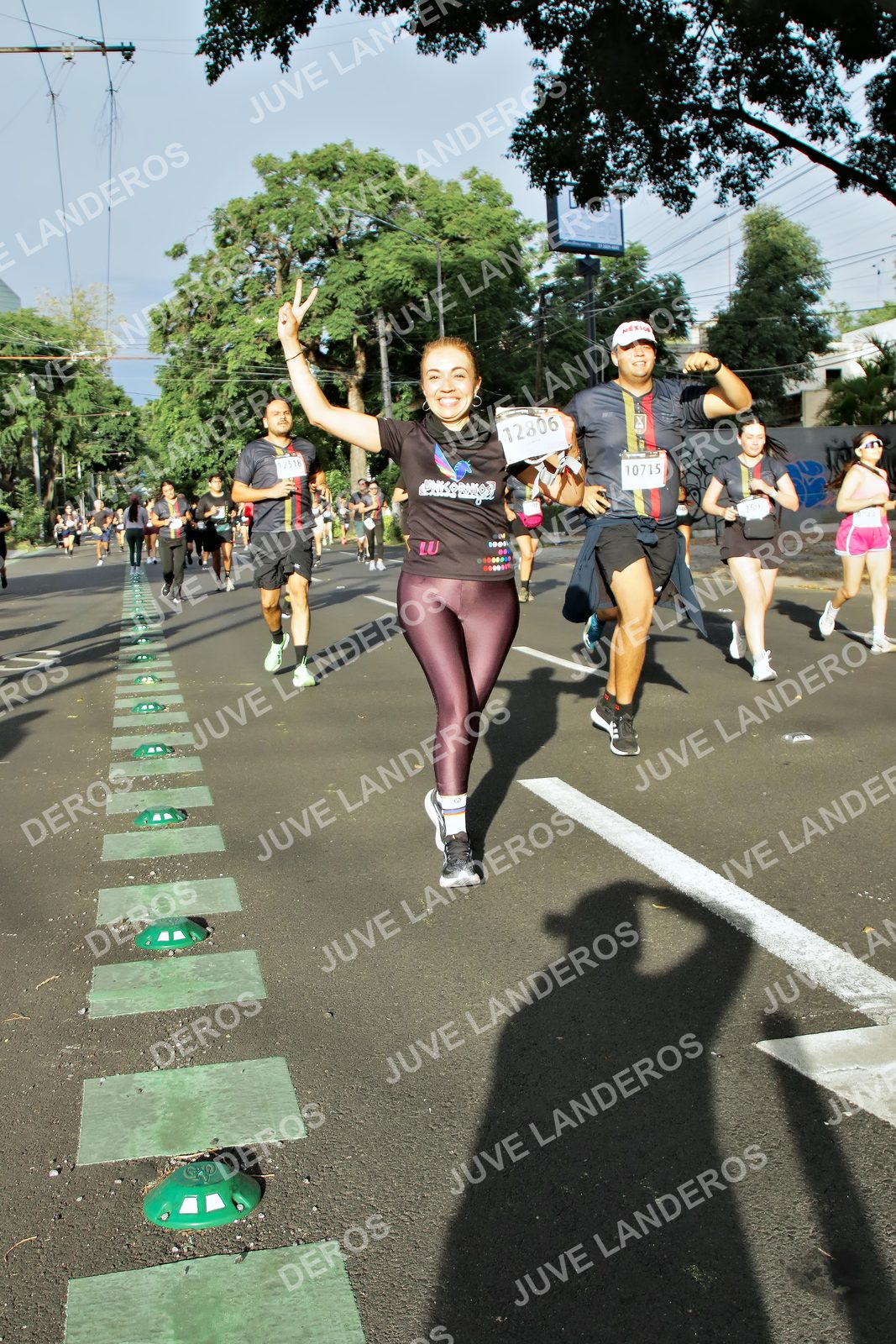 Foto de la X Carrera Leones Negros Red Cola 2026 en Rectoría General de la UdeG, Av. Juárez 976 (meta en Av. Enrique Díaz de León y Pedro Moreno), Guadalajara a las 07:59 · dorsal 12806, 10715