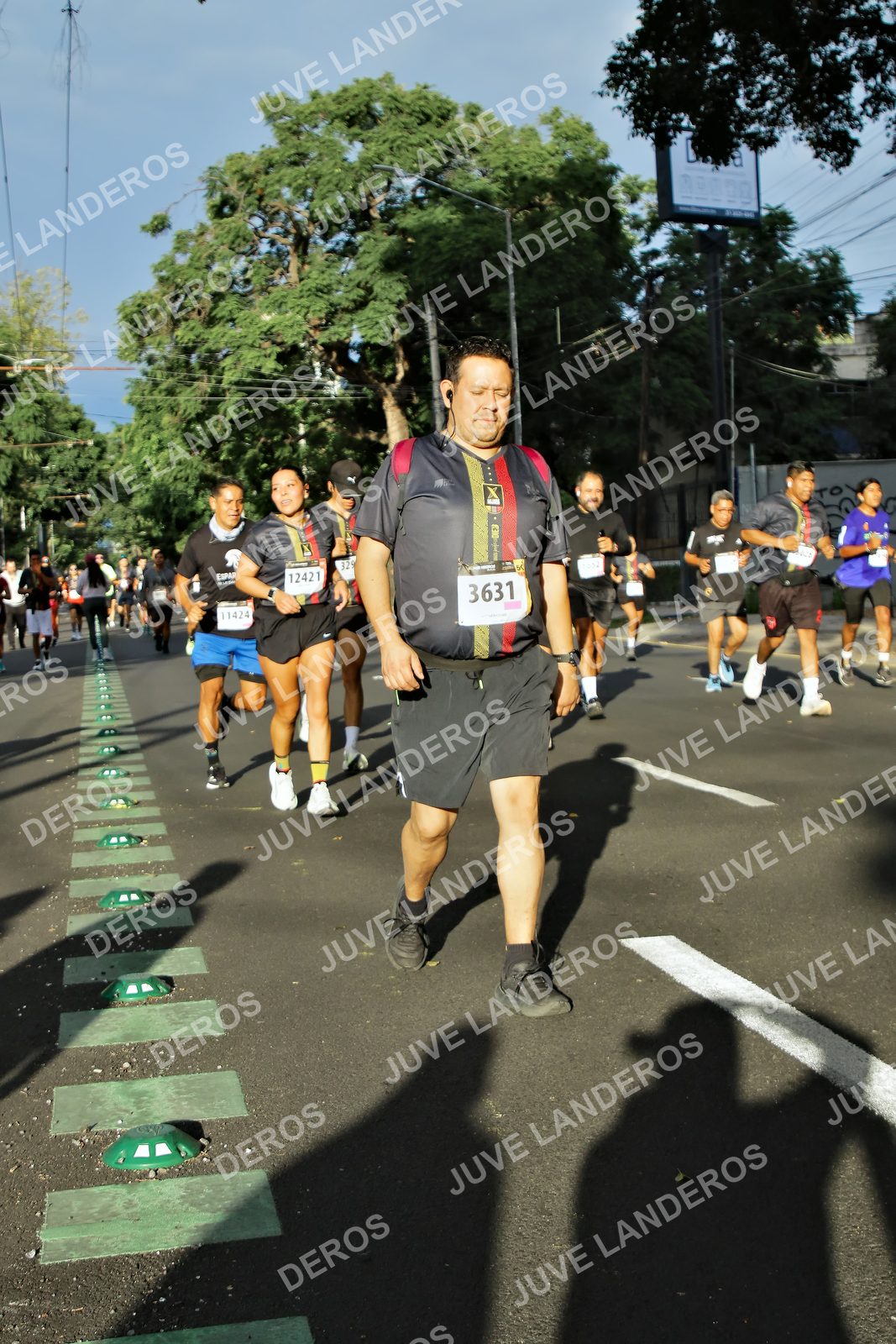 Foto de la X Carrera Leones Negros Red Cola 2026 en Rectoría General de la UdeG, Av. Juárez 976 (meta en Av. Enrique Díaz de León y Pedro Moreno), Guadalajara a las 07:47 · dorsal 3631