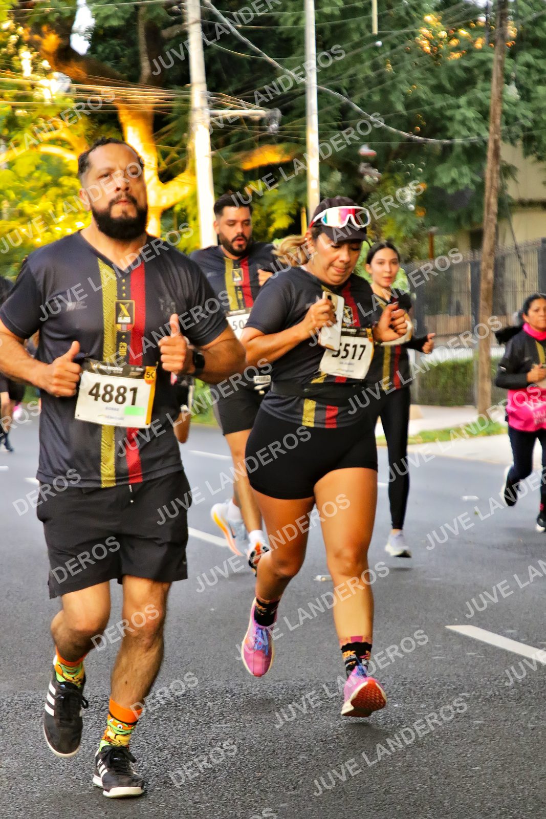 Foto de la X Carrera Leones Negros Red Cola 2026 en Rectoría General de la UdeG, Av. Juárez 976 (meta en Av. Enrique Díaz de León y Pedro Moreno), Guadalajara a las 05:02 · dorsal 4881, 50