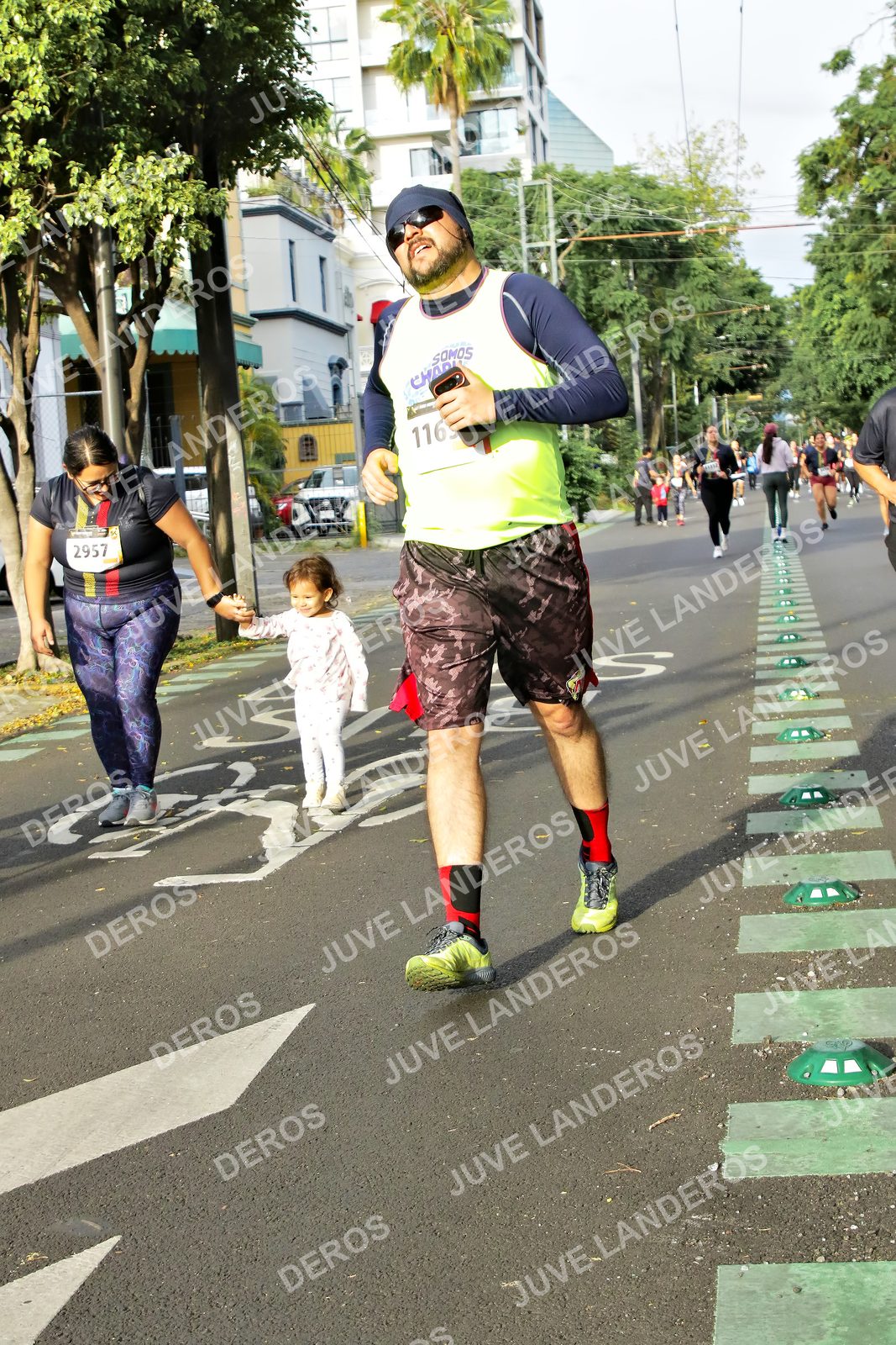 Foto de la X Carrera Leones Negros Red Cola 2026 en Rectoría General de la UdeG, Av. Juárez 976 (meta en Av. Enrique Díaz de León y Pedro Moreno), Guadalajara a las 08:02 · dorsal 2957, 116