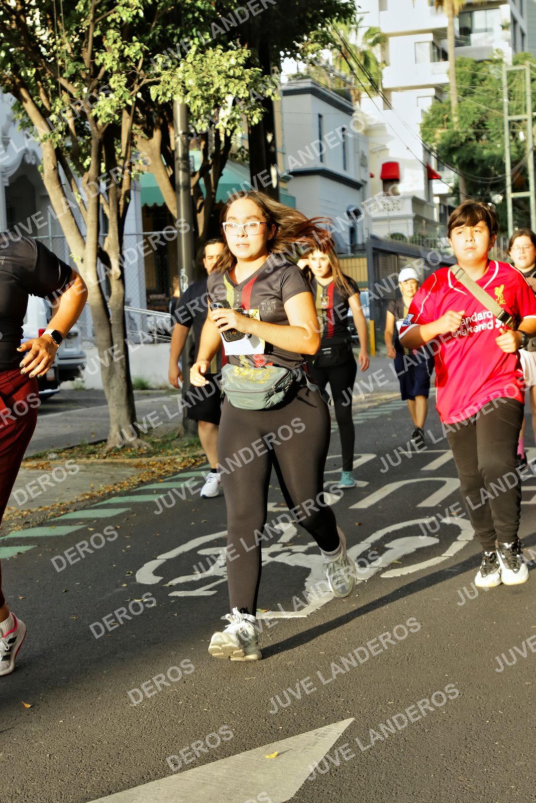 Foto de la X Carrera Leones Negros Red Cola 2026 en Rectoría General de la UdeG, Av. Juárez 976 (meta en Av. Enrique Díaz de León y Pedro Moreno), Guadalajara a las 07:30