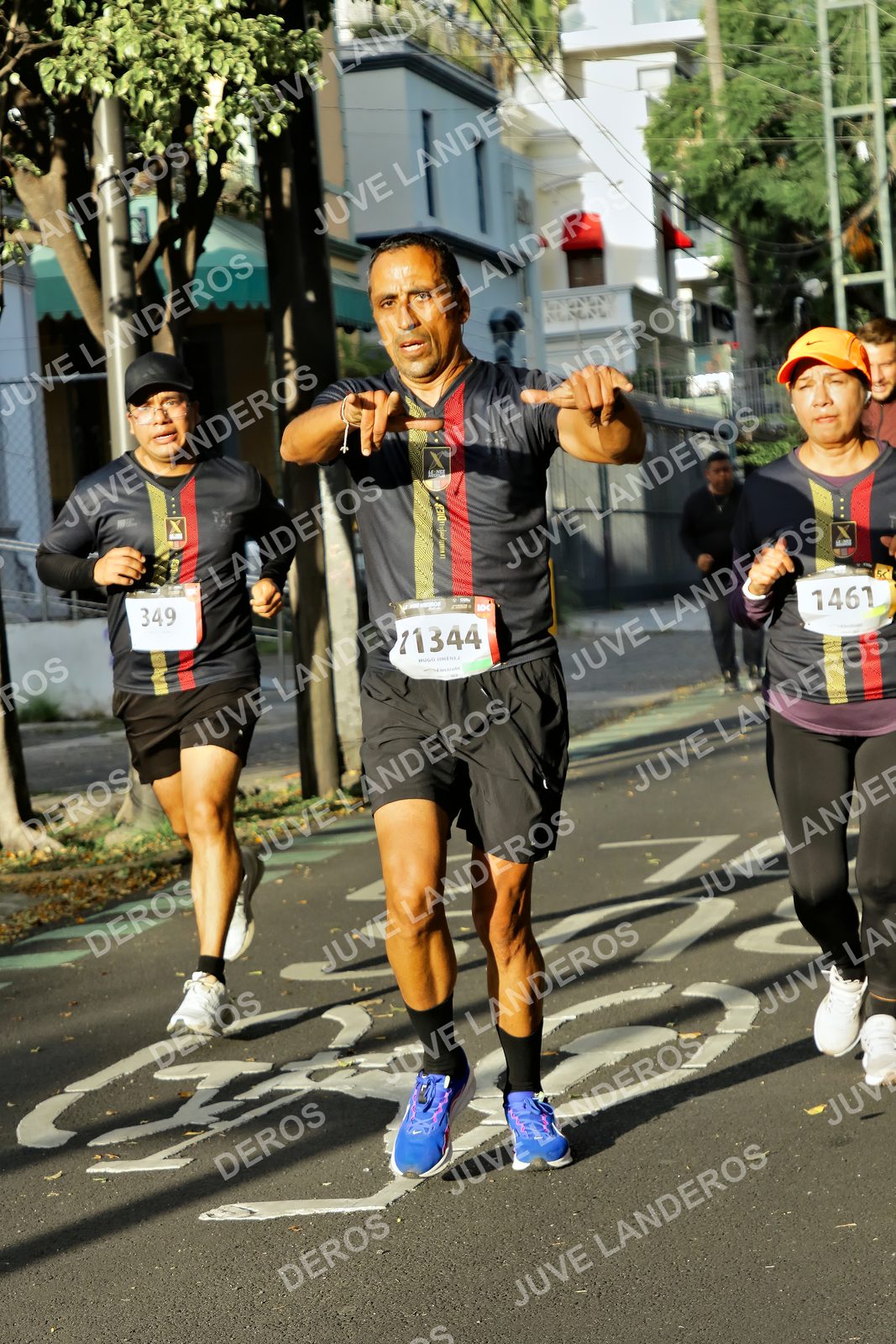 Foto de la X Carrera Leones Negros Red Cola 2026 en Rectoría General de la UdeG, Av. Juárez 976 (meta en Av. Enrique Díaz de León y Pedro Moreno), Guadalajara a las 07:43 · dorsal 349, 1461