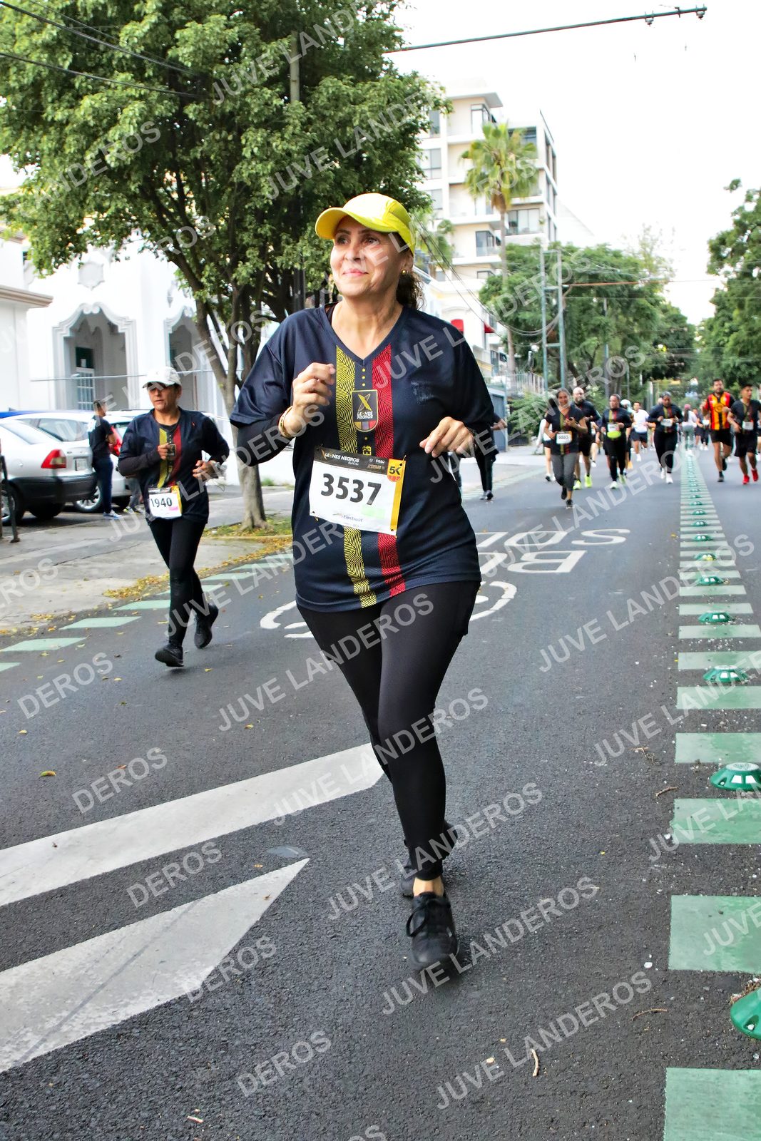 Foto de la X Carrera Leones Negros Red Cola 2026 en Rectoría General de la UdeG, Av. Juárez 976 (meta en Av. Enrique Díaz de León y Pedro Moreno), Guadalajara a las 05:13 · dorsal 3537, 1940