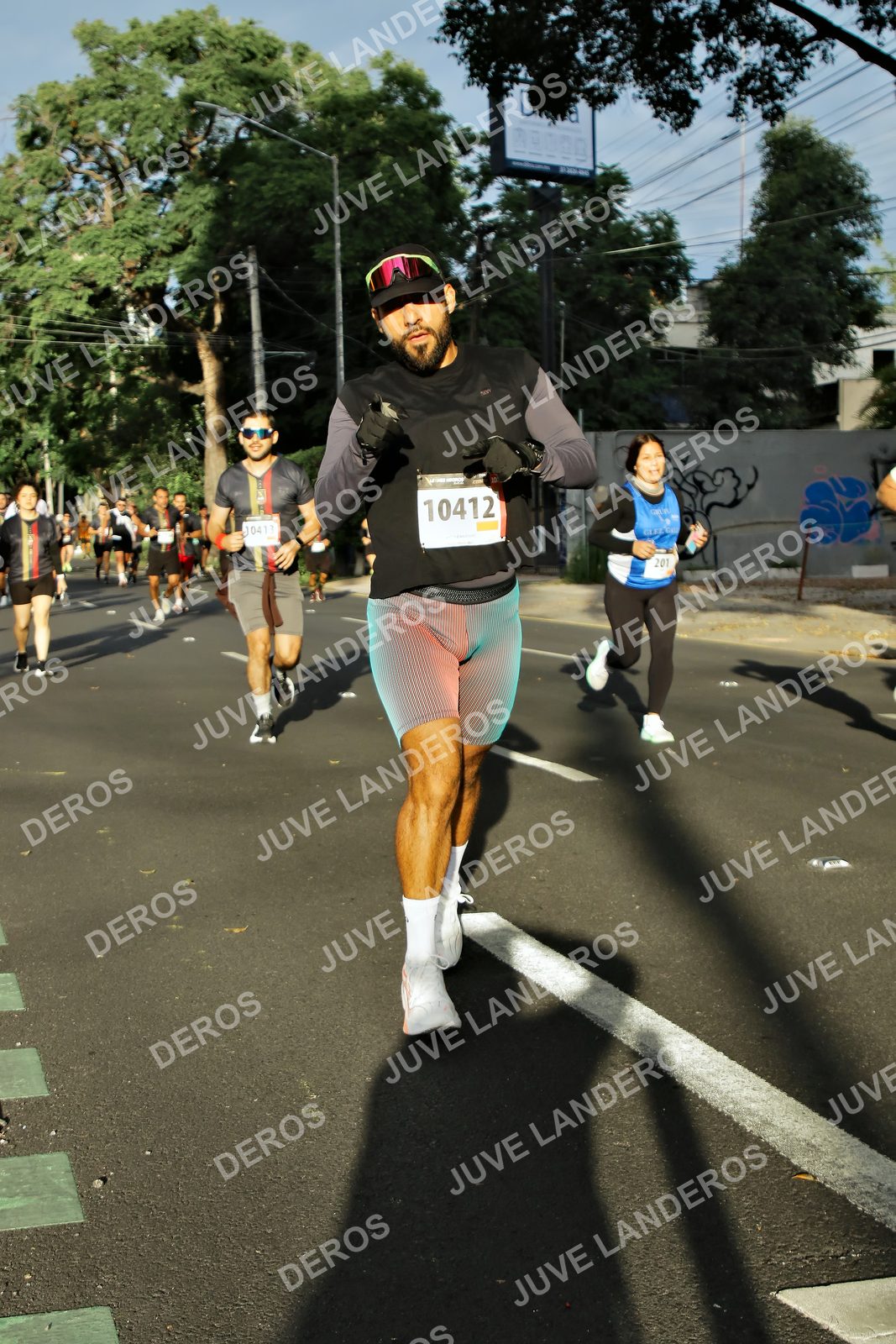 Foto de la X Carrera Leones Negros Red Cola 2026 en Rectoría General de la UdeG, Av. Juárez 976 (meta en Av. Enrique Díaz de León y Pedro Moreno), Guadalajara a las 07:41 · dorsal 10412, 201