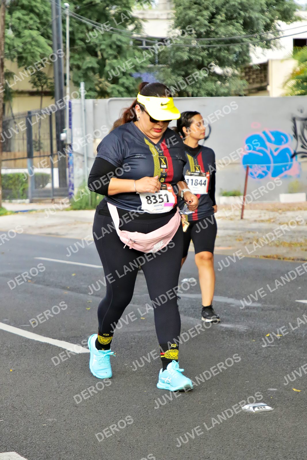 Foto de la X Carrera Leones Negros Red Cola 2026 en Rectoría General de la UdeG, Av. Juárez 976 (meta en Av. Enrique Díaz de León y Pedro Moreno), Guadalajara a las 08:20 · dorsal 8351, 11844