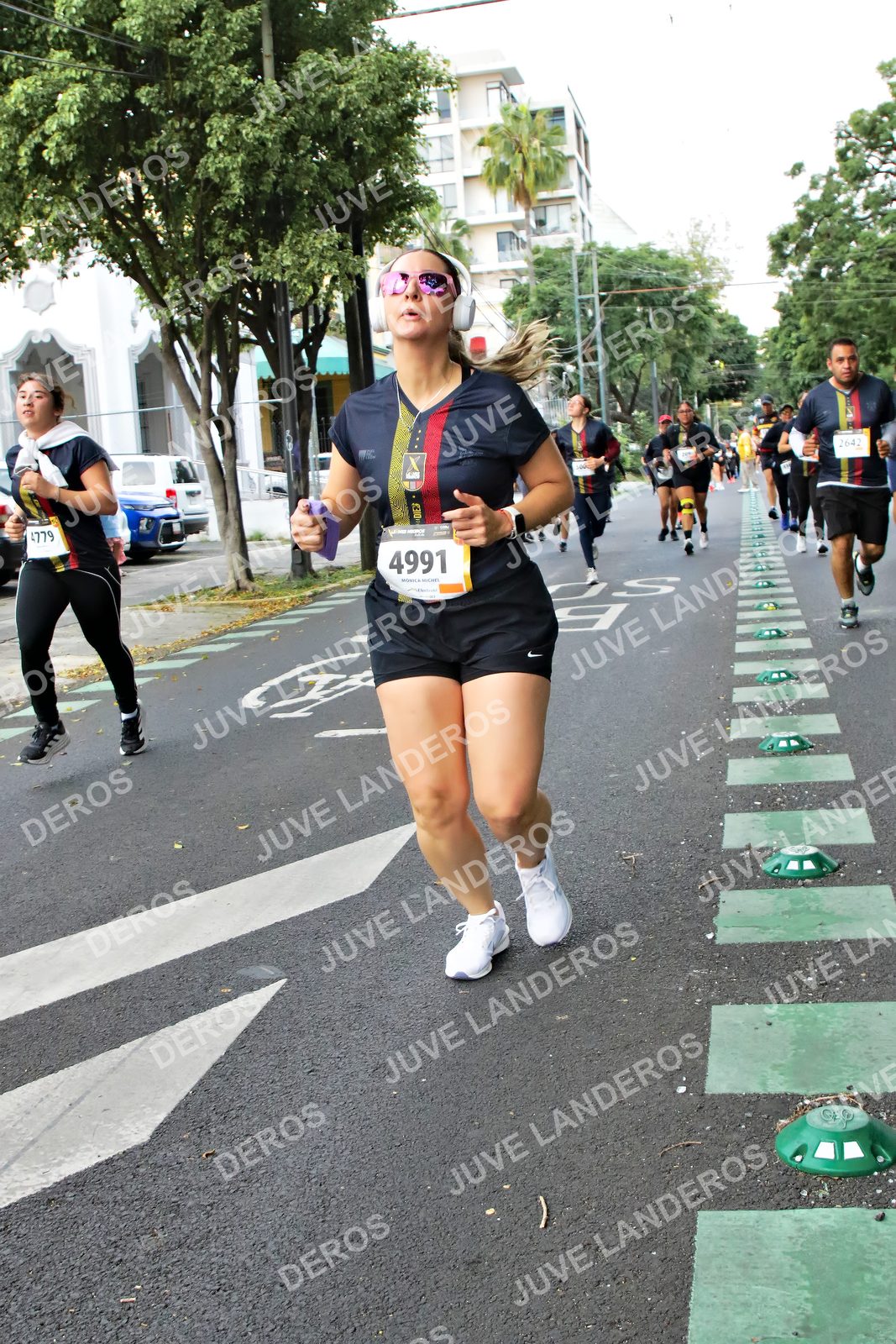 Foto de la X Carrera Leones Negros Red Cola 2026 en Rectoría General de la UdeG, Av. Juárez 976 (meta en Av. Enrique Díaz de León y Pedro Moreno), Guadalajara a las 07:14 · dorsal 4991, 4779