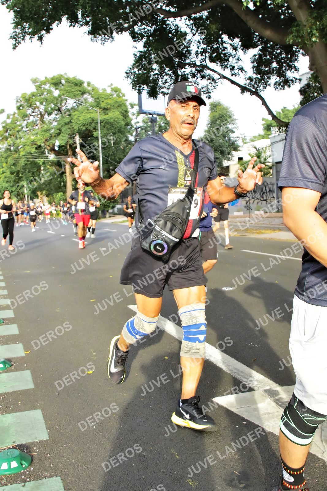 Foto de la X Carrera Leones Negros Red Cola 2026 en Rectoría General de la UdeG, Av. Juárez 976 (meta en Av. Enrique Díaz de León y Pedro Moreno), Guadalajara a las 08:03