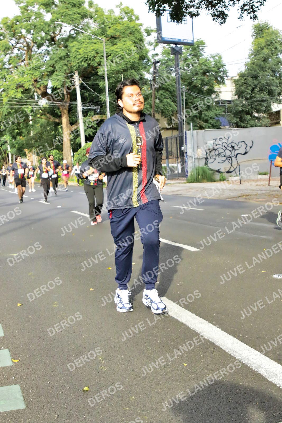 Foto de la X Carrera Leones Negros Red Cola 2026 en Rectoría General de la UdeG, Av. Juárez 976 (meta en Av. Enrique Díaz de León y Pedro Moreno), Guadalajara a las 08:10