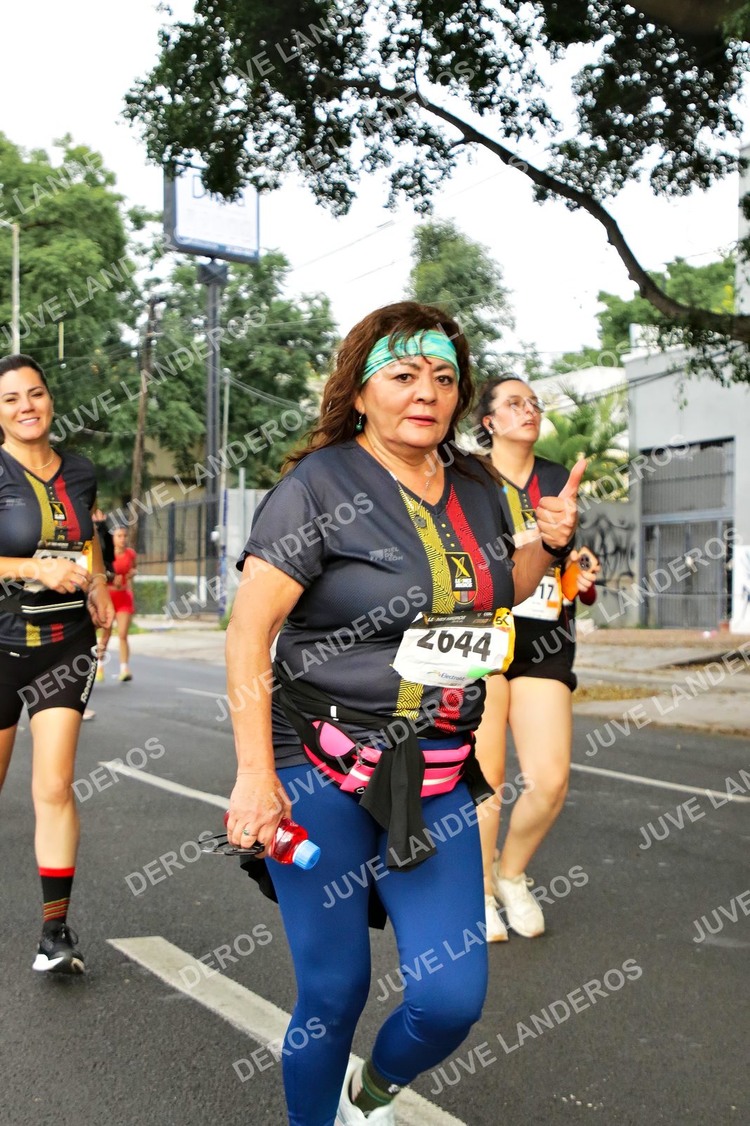 Foto de la X Carrera Leones Negros Red Cola 2026 en Rectoría General de la UdeG, Av. Juárez 976 (meta en Av. Enrique Díaz de León y Pedro Moreno), Guadalajara a las 07:20 · dorsal 2644, 17
