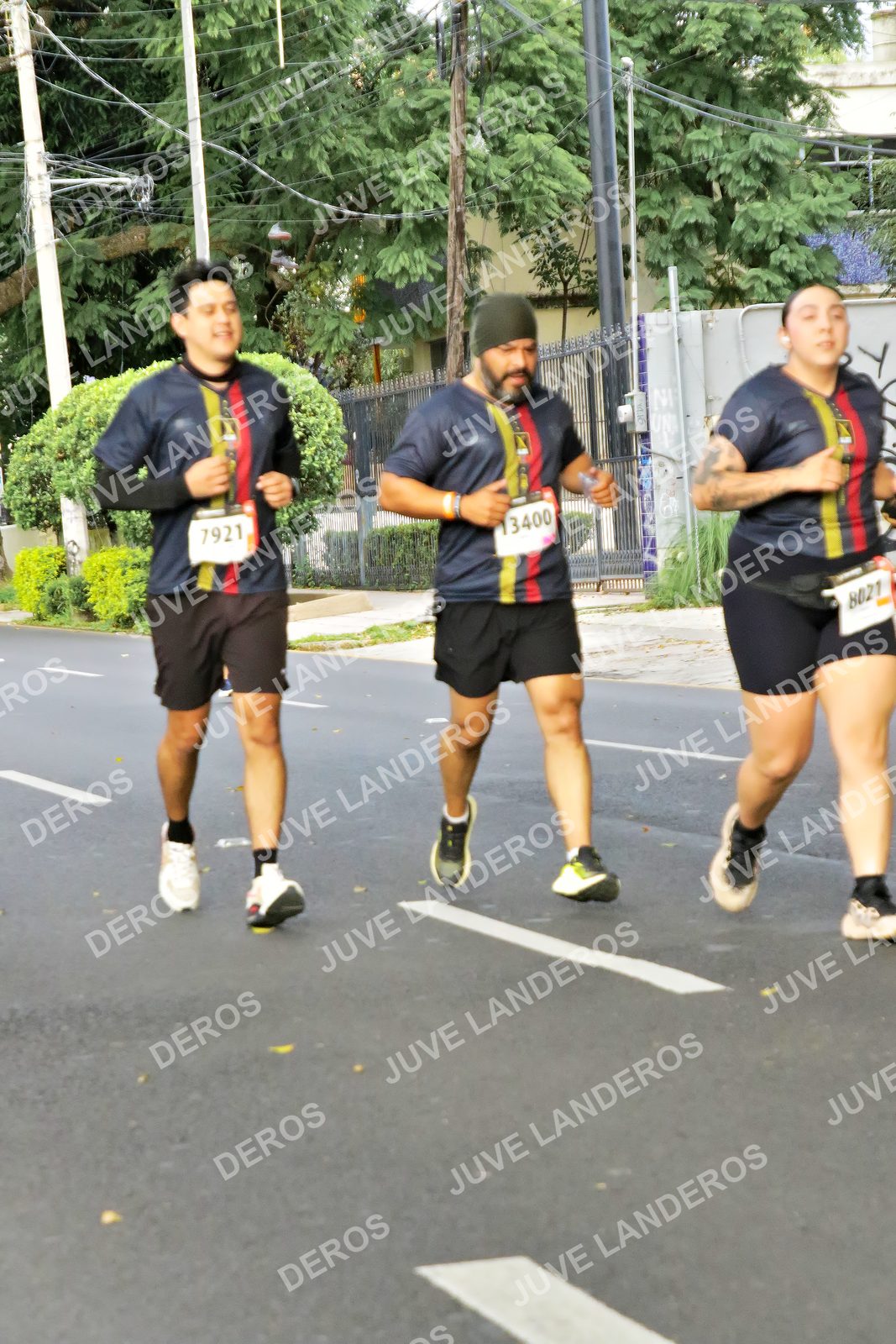 Foto de la X Carrera Leones Negros Red Cola 2026 en Rectoría General de la UdeG, Av. Juárez 976 (meta en Av. Enrique Díaz de León y Pedro Moreno), Guadalajara a las 08:15 · dorsal 3400
