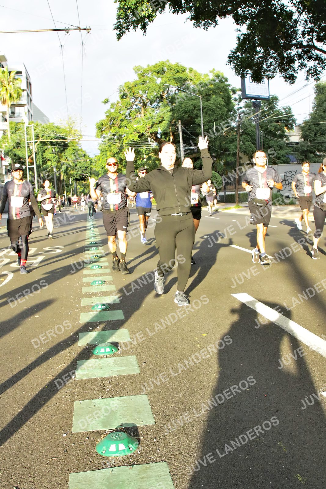 Foto de la X Carrera Leones Negros Red Cola 2026 en Rectoría General de la UdeG, Av. Juárez 976 (meta en Av. Enrique Díaz de León y Pedro Moreno), Guadalajara a las 07:42