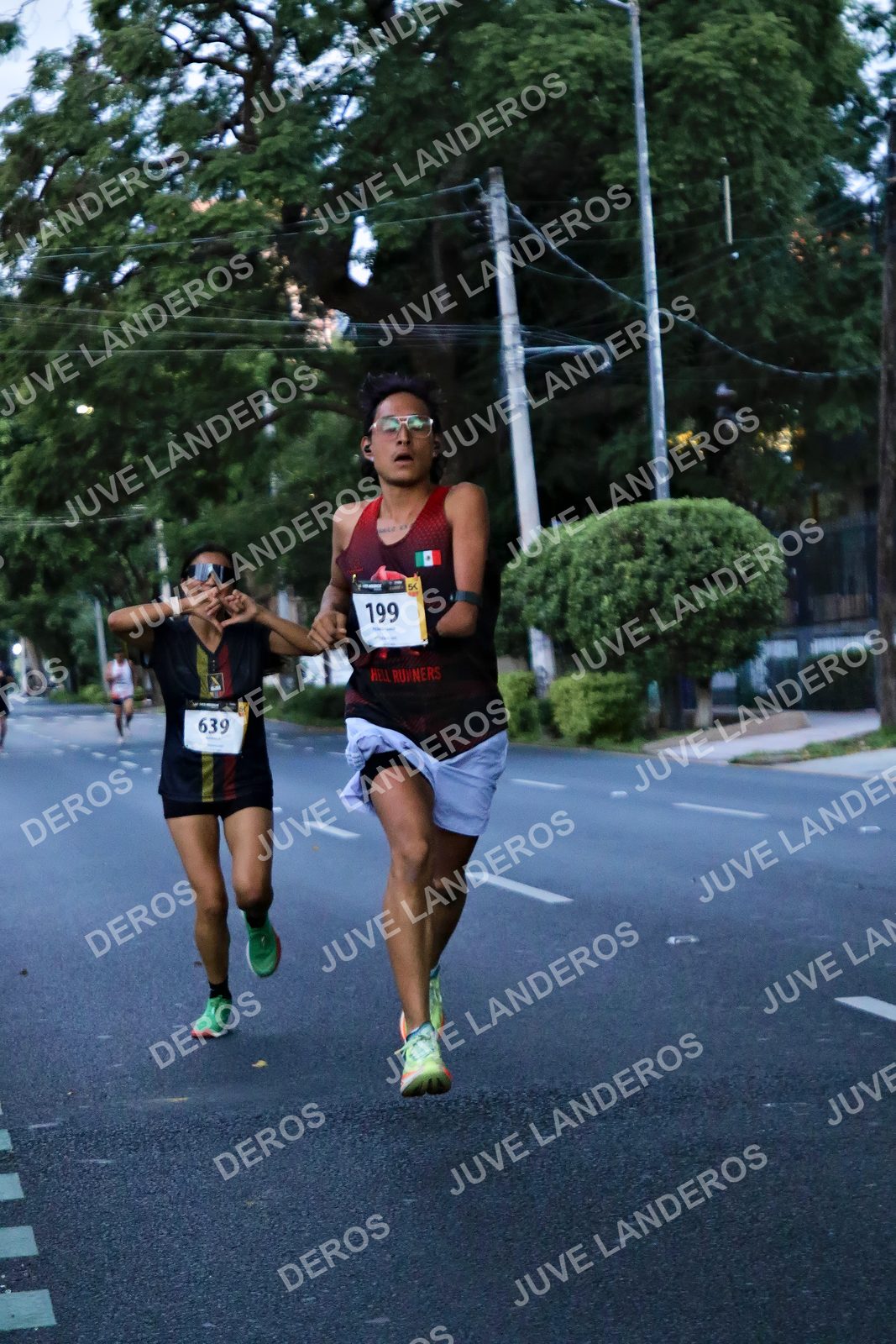 Foto de la X Carrera Leones Negros Red Cola 2026 en Rectoría General de la UdeG, Av. Juárez 976 (meta en Av. Enrique Díaz de León y Pedro Moreno), Guadalajara a las 04:53 · dorsal 639