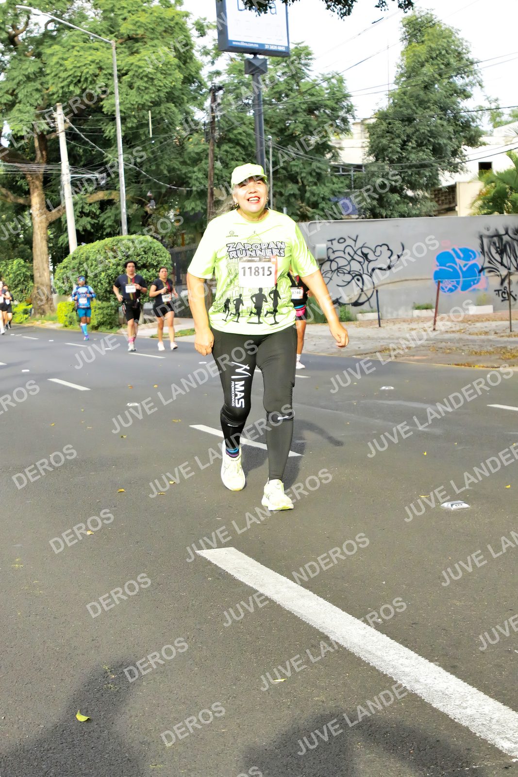 Foto de la X Carrera Leones Negros Red Cola 2026 en Rectoría General de la UdeG, Av. Juárez 976 (meta en Av. Enrique Díaz de León y Pedro Moreno), Guadalajara a las 08:11 · dorsal 11815