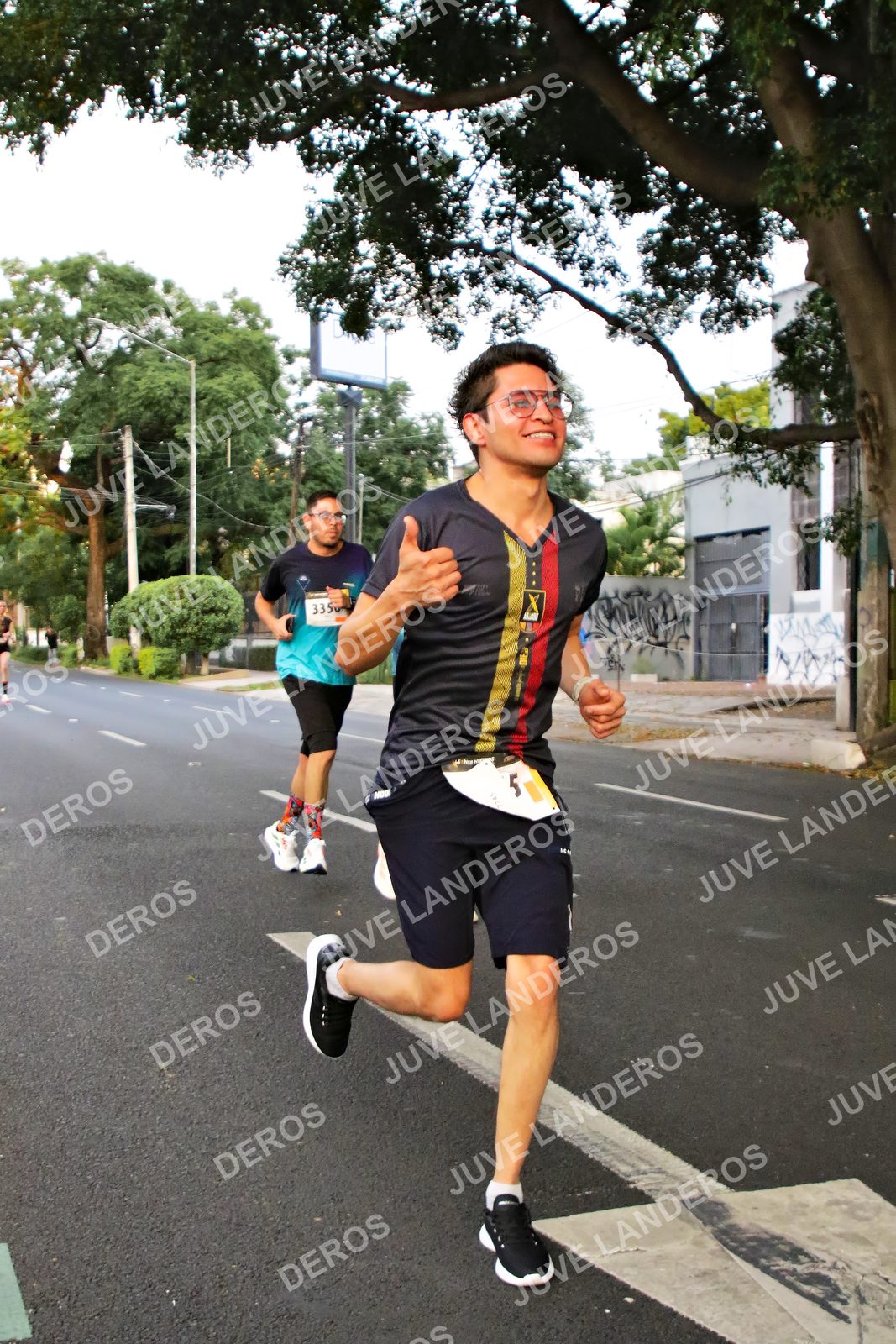Foto de la X Carrera Leones Negros Red Cola 2026 en Rectoría General de la UdeG, Av. Juárez 976 (meta en Av. Enrique Díaz de León y Pedro Moreno), Guadalajara a las 04:59