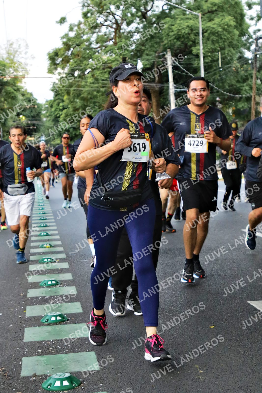 Foto de la X Carrera Leones Negros Red Cola 2026 en Rectoría General de la UdeG, Av. Juárez 976 (meta en Av. Enrique Díaz de León y Pedro Moreno), Guadalajara a las 05:09 · dorsal 4729, 3619