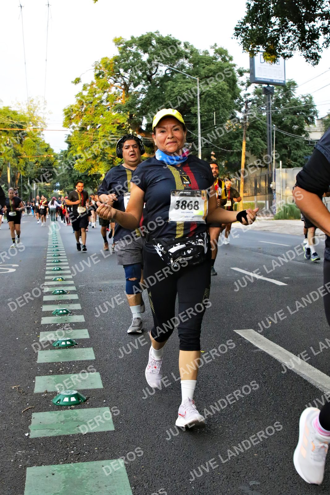 Foto de la X Carrera Leones Negros Red Cola 2026 en Rectoría General de la UdeG, Av. Juárez 976 (meta en Av. Enrique Díaz de León y Pedro Moreno), Guadalajara a las 05:06 · dorsal 3868, 7715
