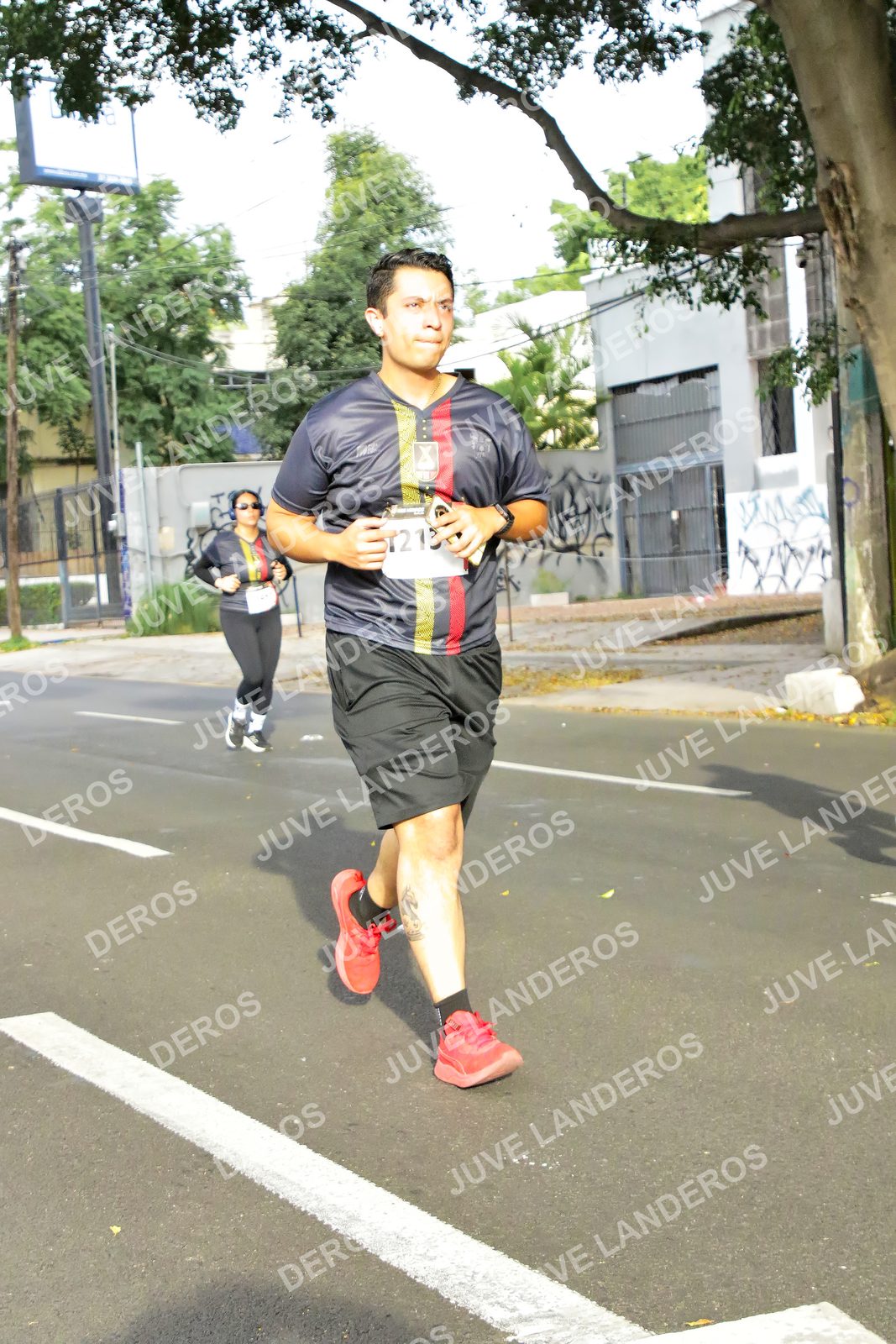 Foto de la X Carrera Leones Negros Red Cola 2026 en Rectoría General de la UdeG, Av. Juárez 976 (meta en Av. Enrique Díaz de León y Pedro Moreno), Guadalajara a las 08:11