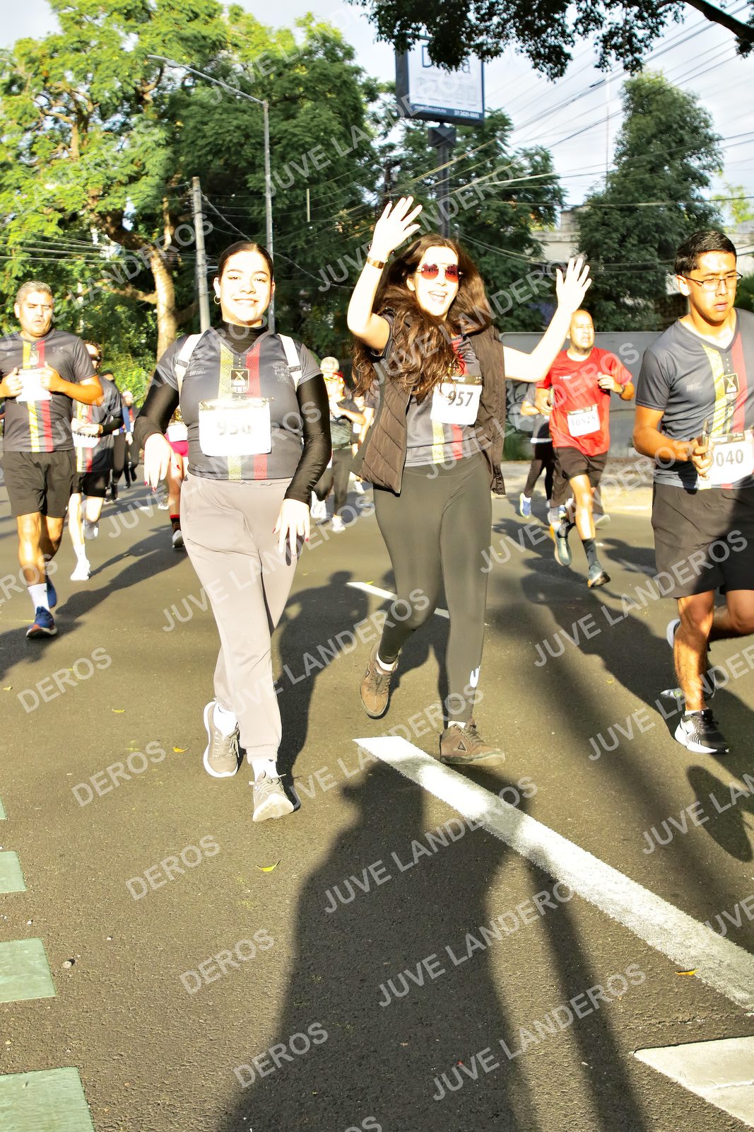 Foto de la X Carrera Leones Negros Red Cola 2026 en Rectoría General de la UdeG, Av. Juárez 976 (meta en Av. Enrique Díaz de León y Pedro Moreno), Guadalajara a las 07:42 · dorsal 40, 957