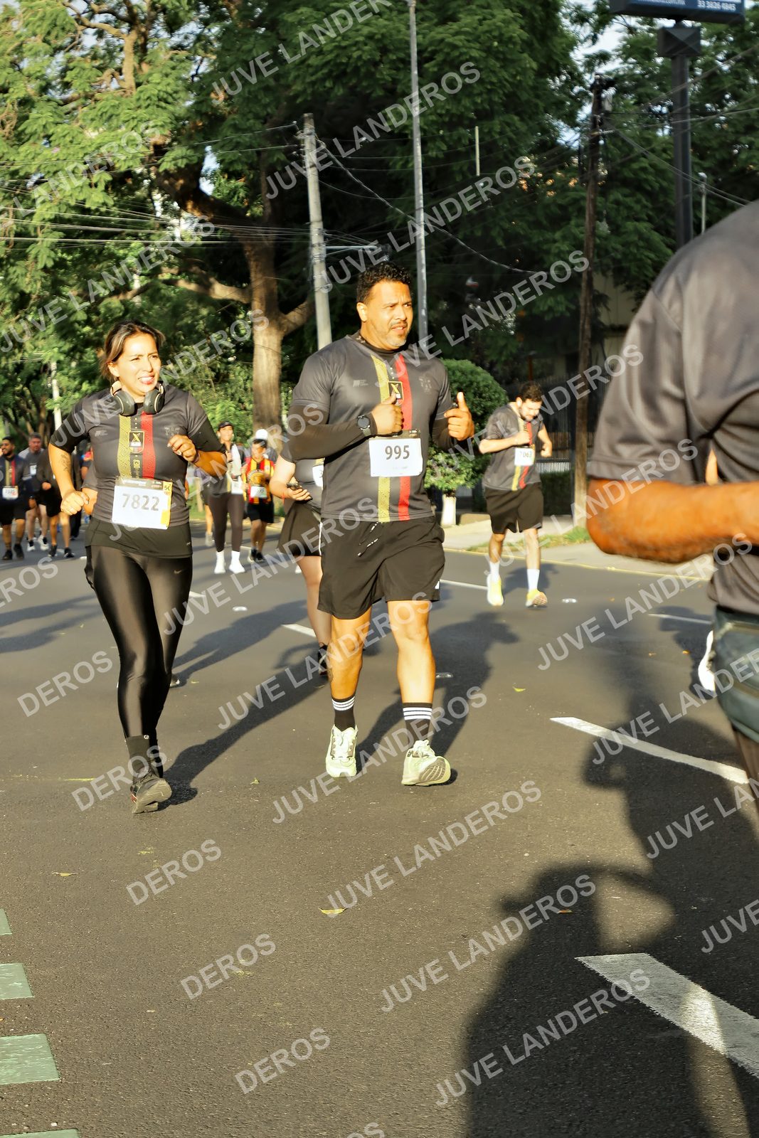 Foto de la X Carrera Leones Negros Red Cola 2026 en Rectoría General de la UdeG, Av. Juárez 976 (meta en Av. Enrique Díaz de León y Pedro Moreno), Guadalajara a las 07:30 · dorsal 995, 7822