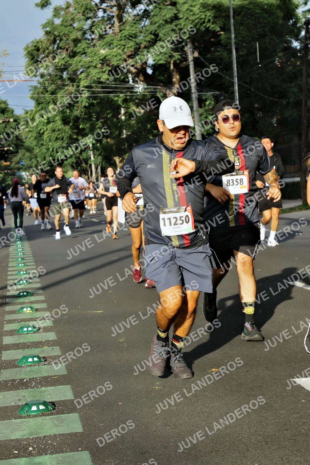 Foto de la X Carrera Leones Negros Red Cola 2026 en Rectoría General de la UdeG, Av. Juárez 976 (meta en Av. Enrique Díaz de León y Pedro Moreno), Guadalajara a las 08:00 · dorsal 11250, 8358