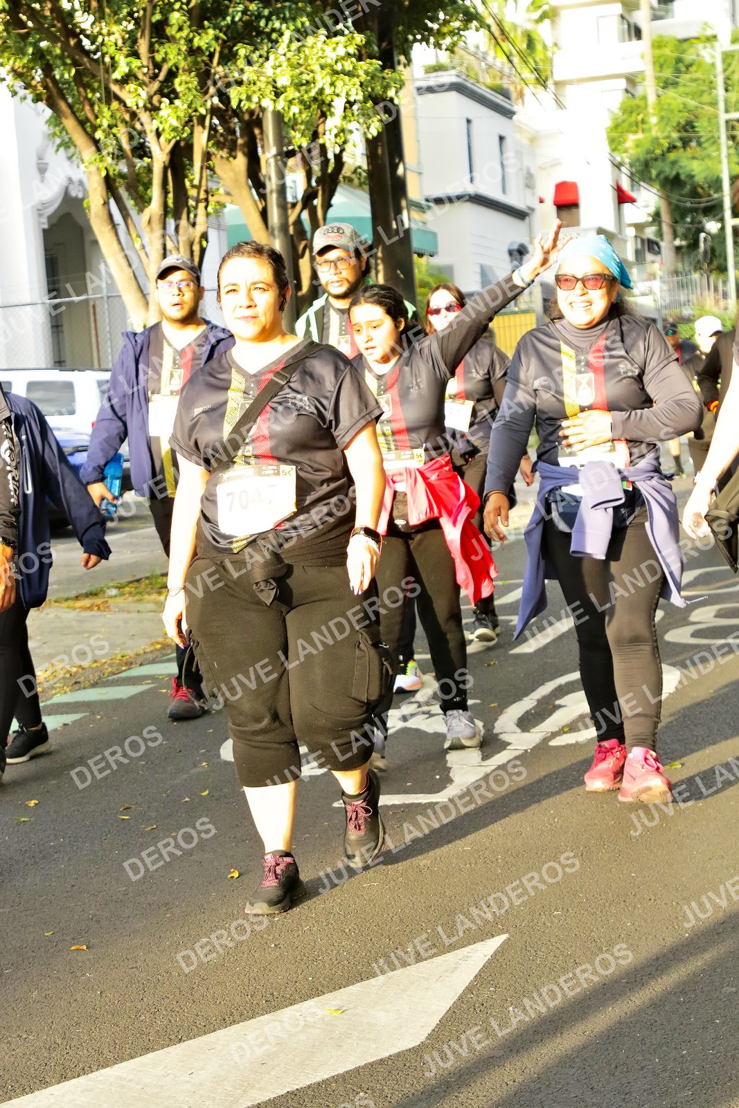Foto de la X Carrera Leones Negros Red Cola 2026 en Rectoría General de la UdeG, Av. Juárez 976 (meta en Av. Enrique Díaz de León y Pedro Moreno), Guadalajara a las 07:35 · dorsal 7047