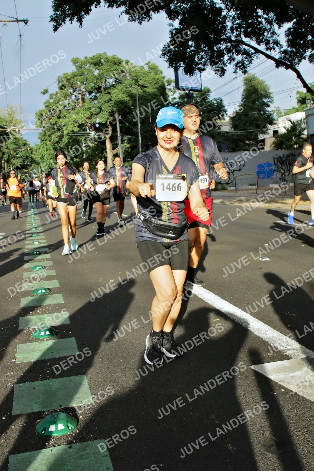 Foto de la X Carrera Leones Negros Red Cola 2026 en Rectoría General de la UdeG, Av. Juárez 976 (meta en Av. Enrique Díaz de León y Pedro Moreno), Guadalajara a las 07:57 · dorsal 1466, 491