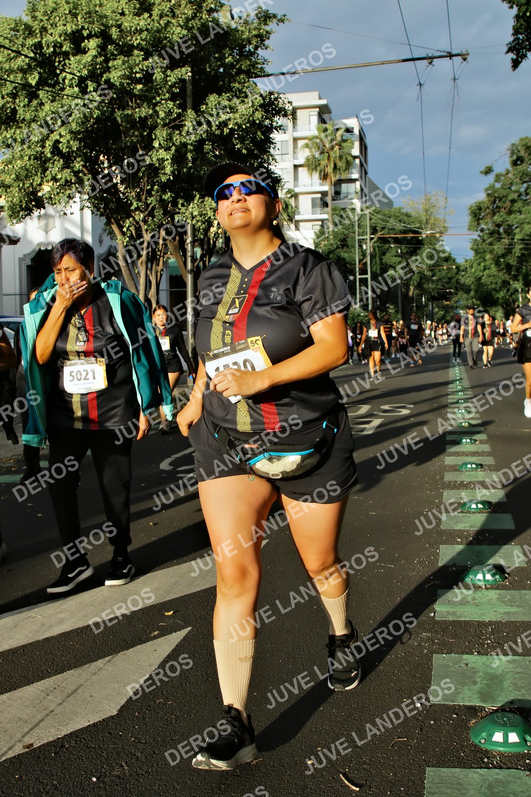 Foto de la X Carrera Leones Negros Red Cola 2026 en Rectoría General de la UdeG, Av. Juárez 976 (meta en Av. Enrique Díaz de León y Pedro Moreno), Guadalajara a las 07:41 · dorsal 5021
