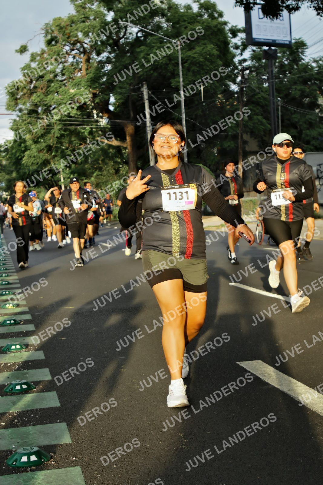 Foto de la X Carrera Leones Negros Red Cola 2026 en Rectoría General de la UdeG, Av. Juárez 976 (meta en Av. Enrique Díaz de León y Pedro Moreno), Guadalajara a las 07:23 · dorsal 1131