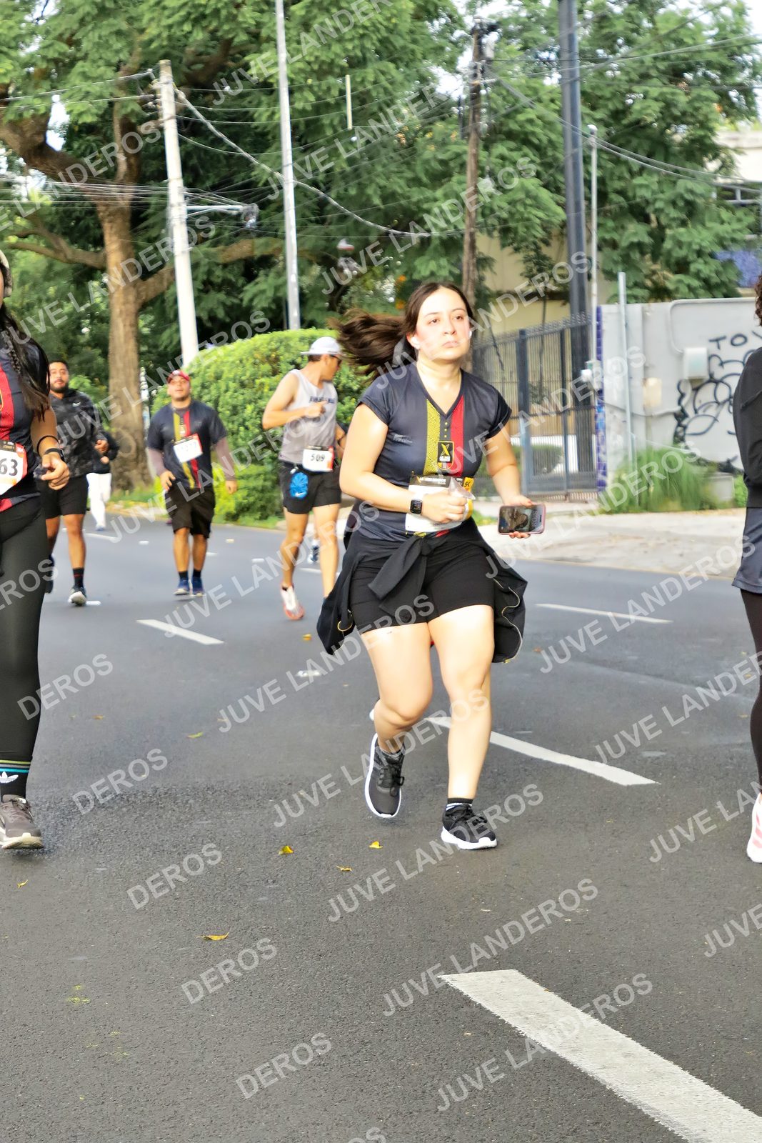 Foto de la X Carrera Leones Negros Red Cola 2026 en Rectoría General de la UdeG, Av. Juárez 976 (meta en Av. Enrique Díaz de León y Pedro Moreno), Guadalajara a las 08:08 · dorsal 63, 509