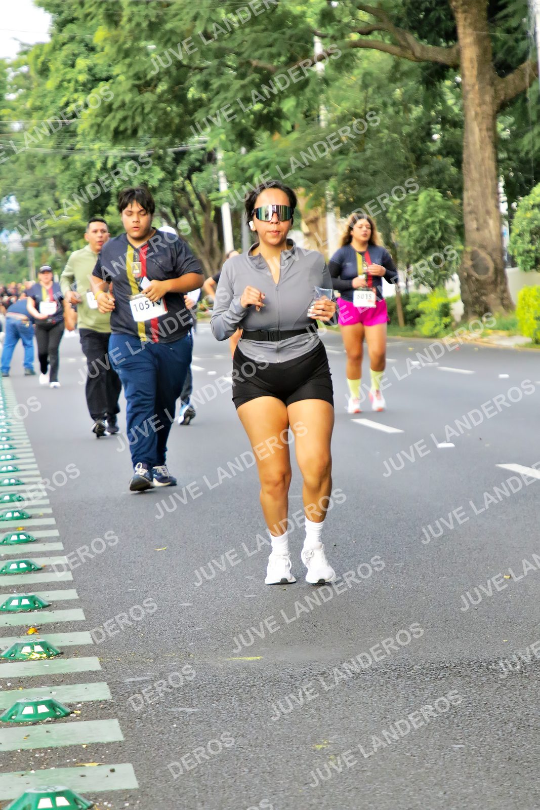 Foto de la X Carrera Leones Negros Red Cola 2026 en Rectoría General de la UdeG, Av. Juárez 976 (meta en Av. Enrique Díaz de León y Pedro Moreno), Guadalajara a las 08:15 · dorsal 5015