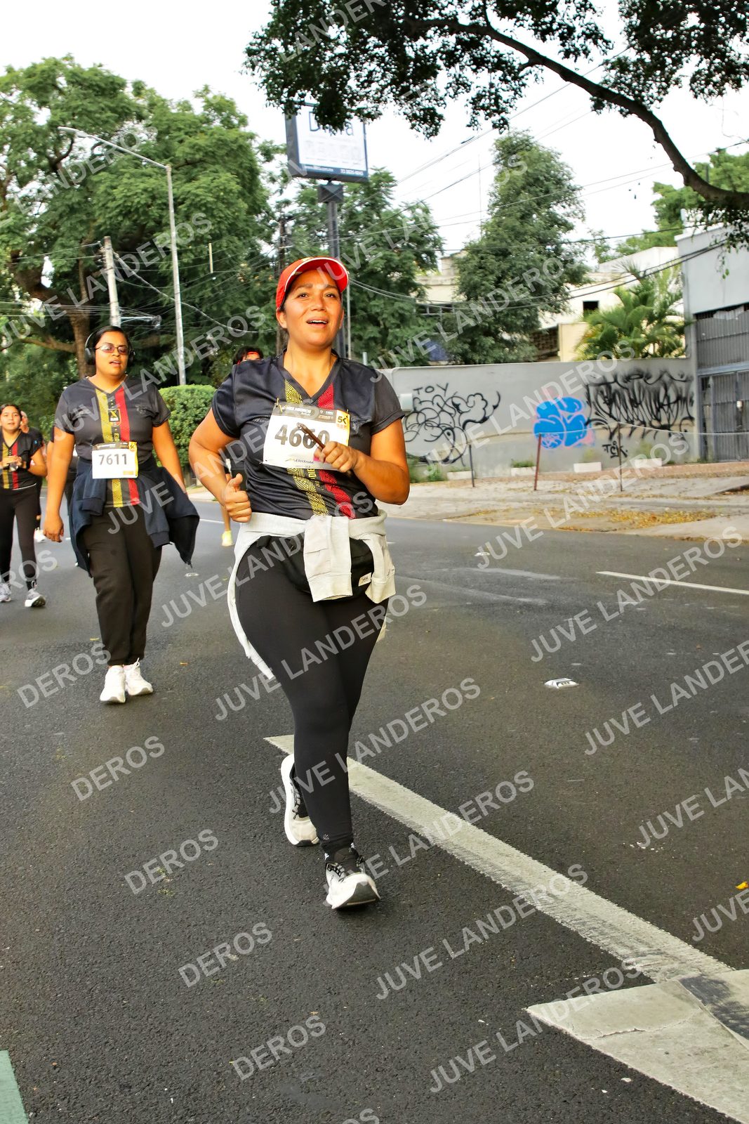 Foto de la X Carrera Leones Negros Red Cola 2026 en Rectoría General de la UdeG, Av. Juárez 976 (meta en Av. Enrique Díaz de León y Pedro Moreno), Guadalajara a las 07:22 · dorsal 7611, 4669