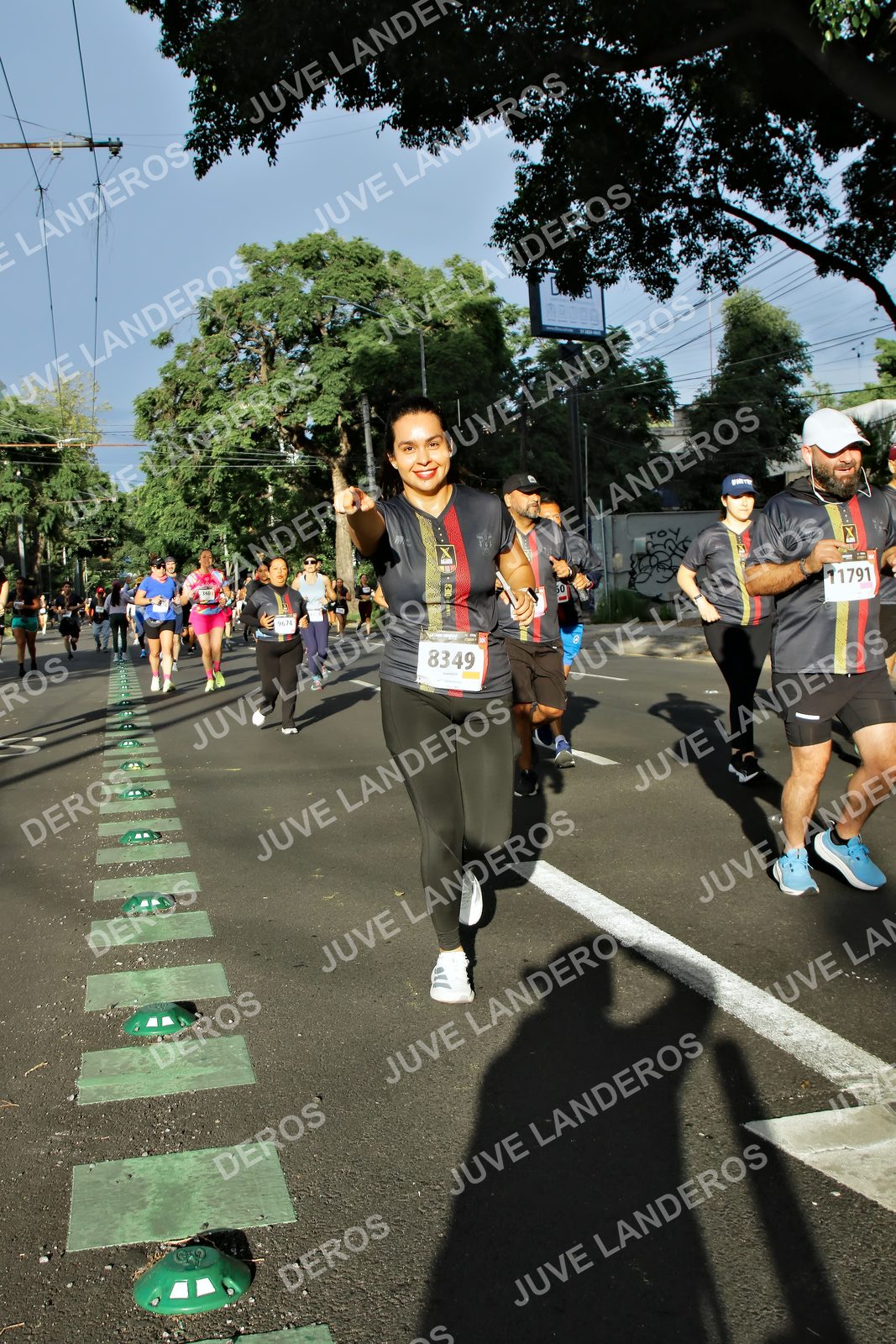Foto de la X Carrera Leones Negros Red Cola 2026 en Rectoría General de la UdeG, Av. Juárez 976 (meta en Av. Enrique Díaz de León y Pedro Moreno), Guadalajara a las 07:53 · dorsal 8349, 11791