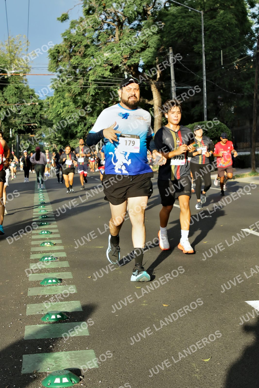 Foto de la X Carrera Leones Negros Red Cola 2026 en Rectoría General de la UdeG, Av. Juárez 976 (meta en Av. Enrique Díaz de León y Pedro Moreno), Guadalajara a las 07:43 · dorsal 179, 9722