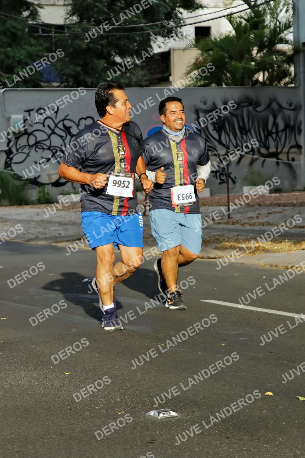 Foto de la X Carrera Leones Negros Red Cola 2026 en Rectoría General de la UdeG, Av. Juárez 976 (meta en Av. Enrique Díaz de León y Pedro Moreno), Guadalajara a las 08:01 · dorsal 9952