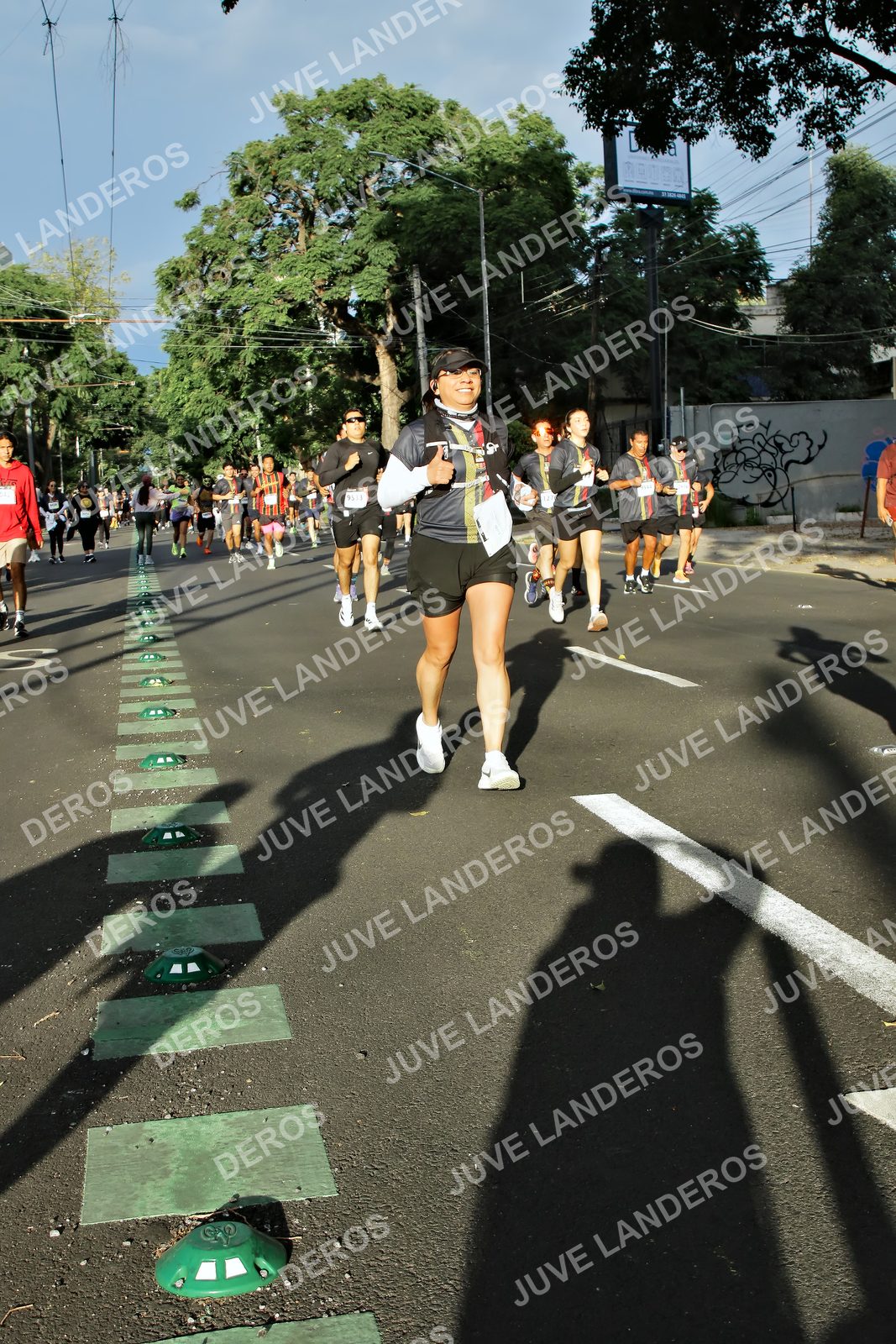 Foto de la X Carrera Leones Negros Red Cola 2026 en Rectoría General de la UdeG, Av. Juárez 976 (meta en Av. Enrique Díaz de León y Pedro Moreno), Guadalajara a las 07:46