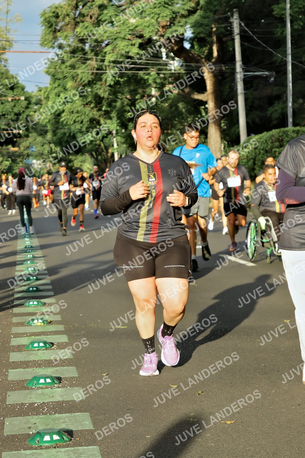Foto de la X Carrera Leones Negros Red Cola 2026 en Rectoría General de la UdeG, Av. Juárez 976 (meta en Av. Enrique Díaz de León y Pedro Moreno), Guadalajara a las 07:39