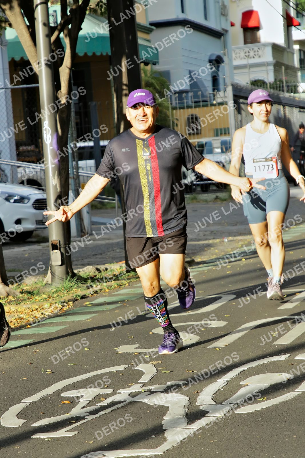 Foto de la X Carrera Leones Negros Red Cola 2026 en Rectoría General de la UdeG, Av. Juárez 976 (meta en Av. Enrique Díaz de León y Pedro Moreno), Guadalajara a las 07:55 · dorsal 11773