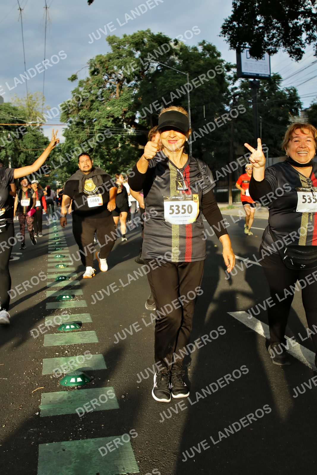Foto de la X Carrera Leones Negros Red Cola 2026 en Rectoría General de la UdeG, Av. Juárez 976 (meta en Av. Enrique Díaz de León y Pedro Moreno), Guadalajara a las 07:31 · dorsal 5350, 6869