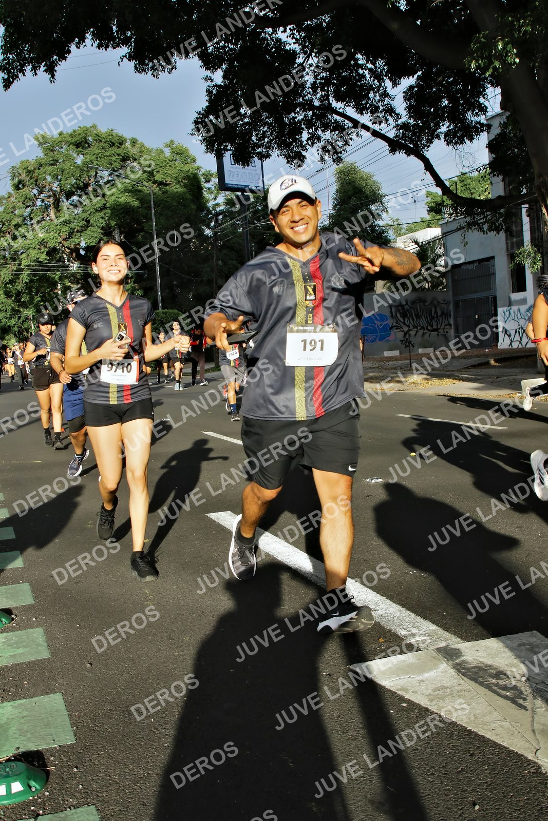 Foto de la X Carrera Leones Negros Red Cola 2026 en Rectoría General de la UdeG, Av. Juárez 976 (meta en Av. Enrique Díaz de León y Pedro Moreno), Guadalajara a las 07:55 · dorsal 191