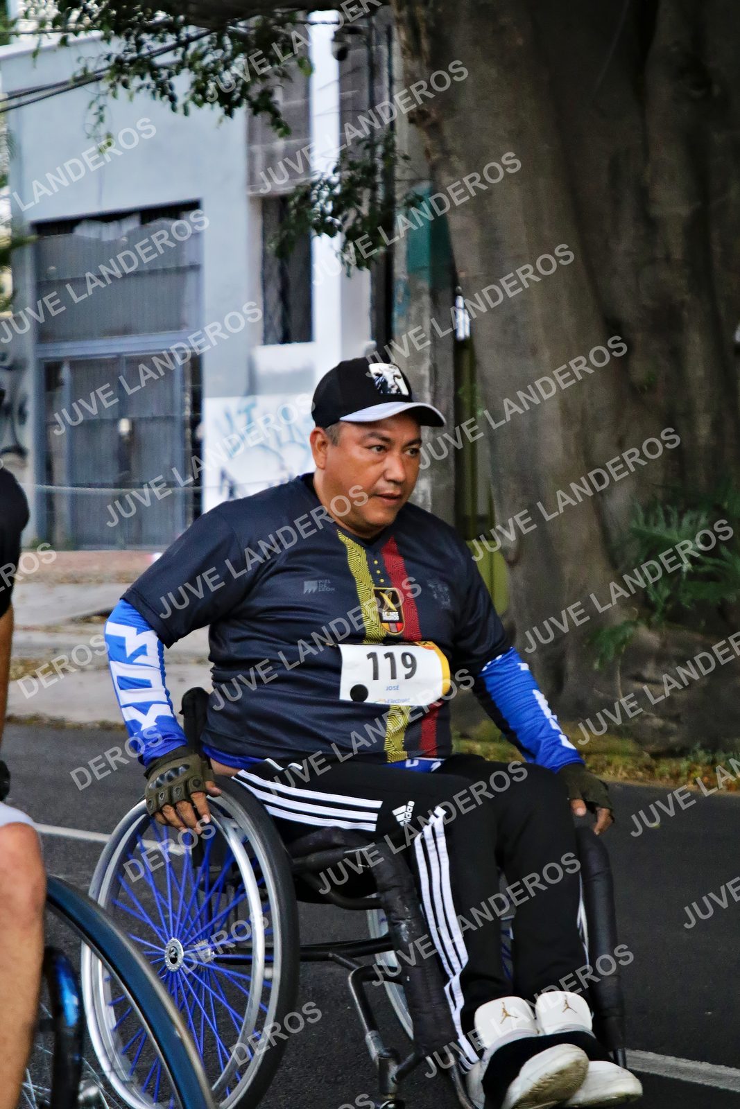Foto de la X Carrera Leones Negros Red Cola 2026 en Rectoría General de la UdeG, Av. Juárez 976 (meta en Av. Enrique Díaz de León y Pedro Moreno), Guadalajara a las 04:57