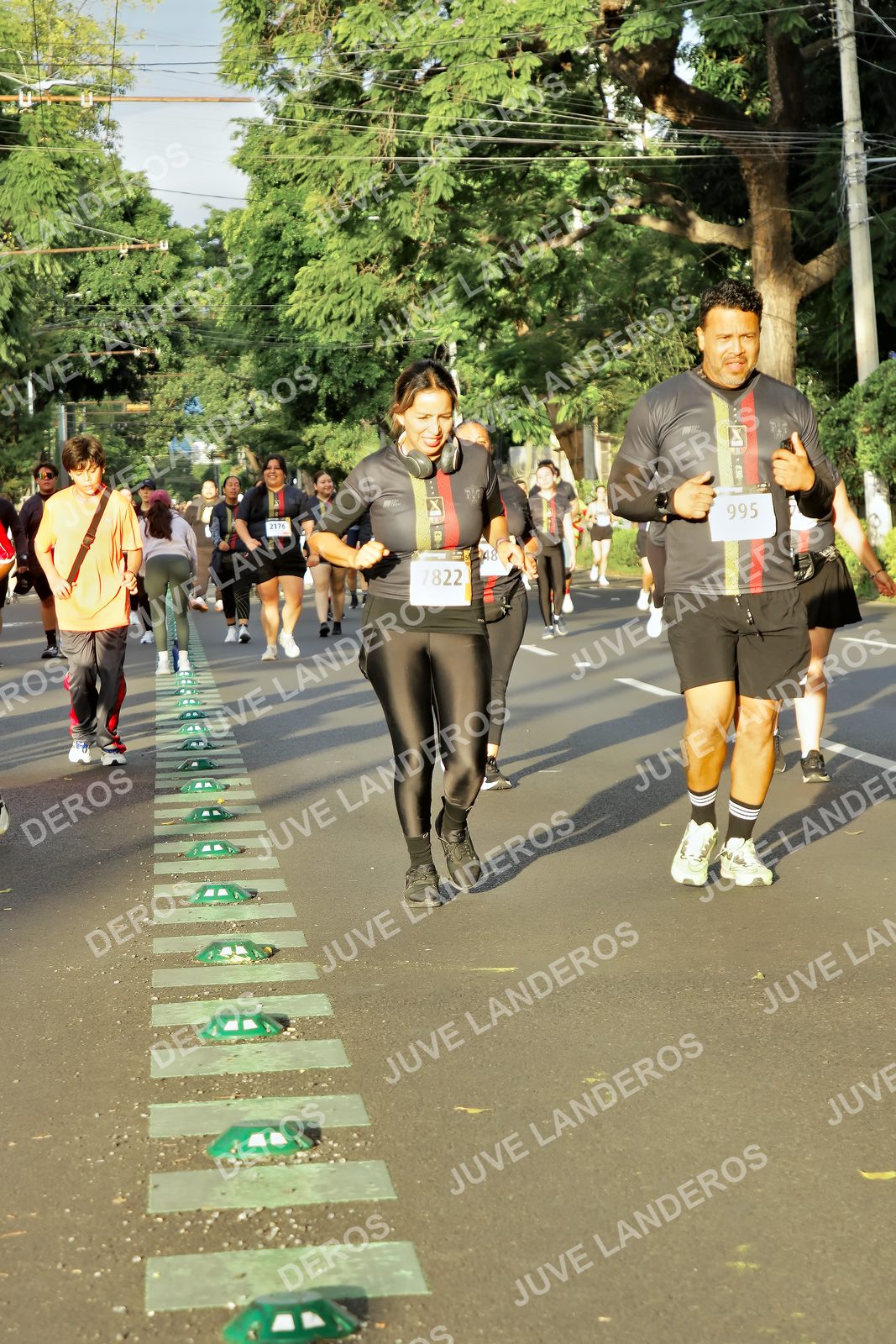 Foto de la X Carrera Leones Negros Red Cola 2026 en Rectoría General de la UdeG, Av. Juárez 976 (meta en Av. Enrique Díaz de León y Pedro Moreno), Guadalajara a las 07:30 · dorsal 995, 7822, 2176, 48