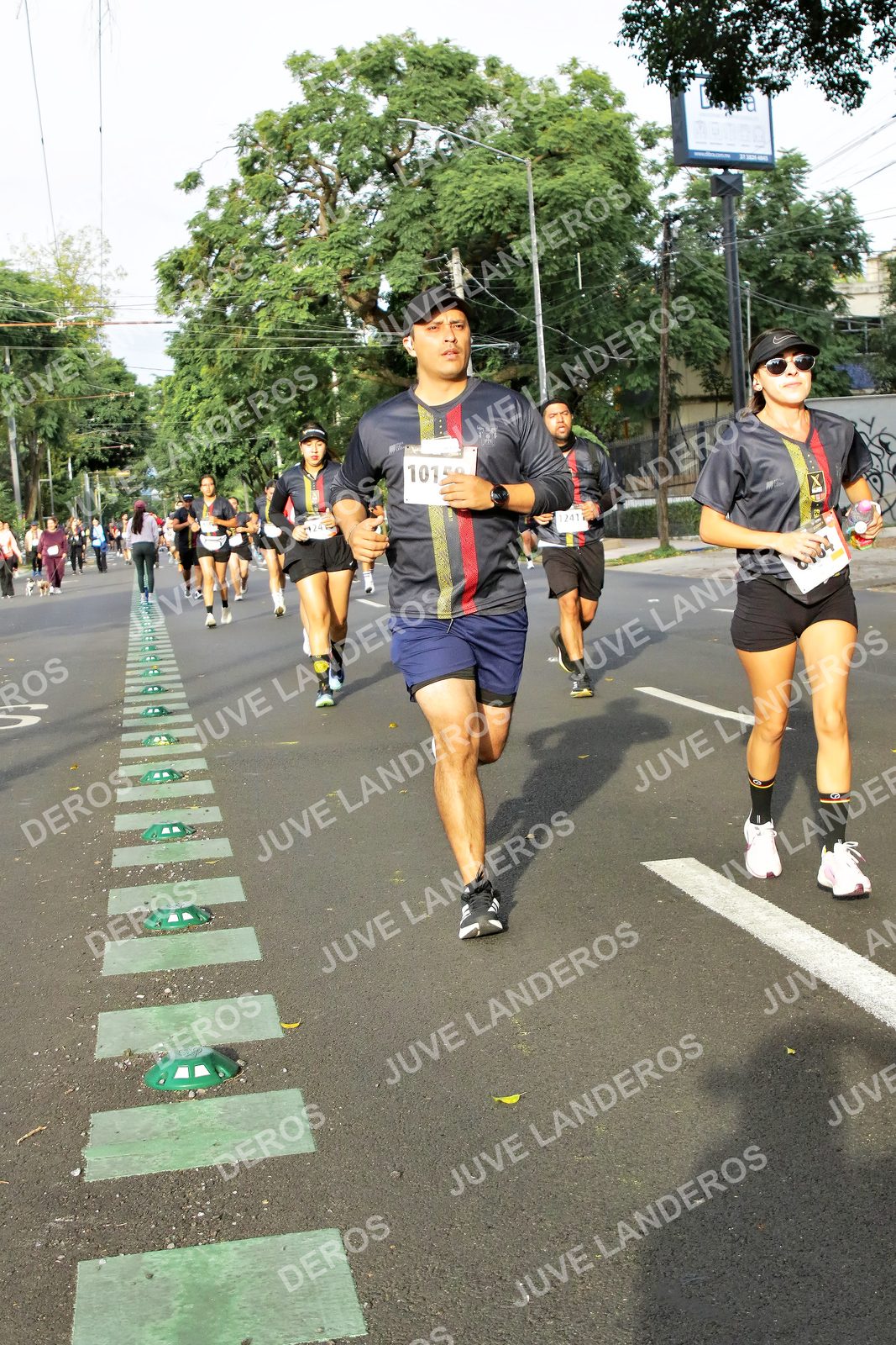 Foto de la X Carrera Leones Negros Red Cola 2026 en Rectoría General de la UdeG, Av. Juárez 976 (meta en Av. Enrique Díaz de León y Pedro Moreno), Guadalajara a las 08:03 · dorsal 101, 1241