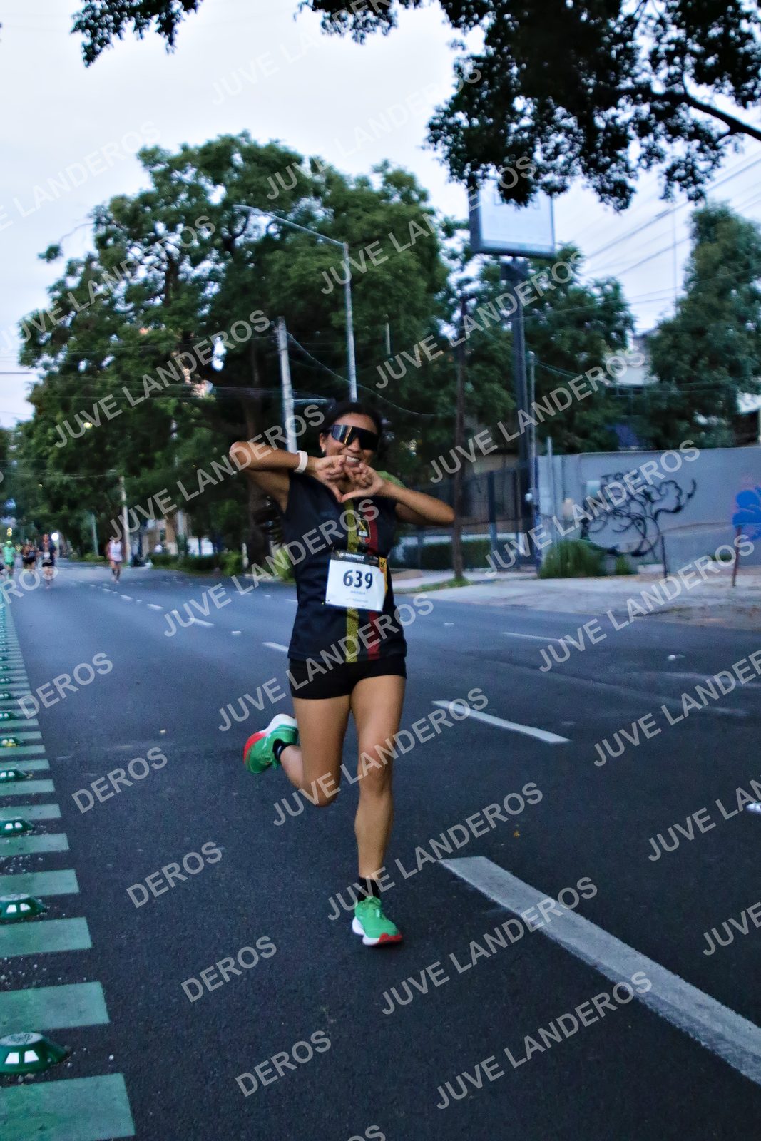 Foto de la X Carrera Leones Negros Red Cola 2026 en Rectoría General de la UdeG, Av. Juárez 976 (meta en Av. Enrique Díaz de León y Pedro Moreno), Guadalajara a las 04:53 · dorsal 639