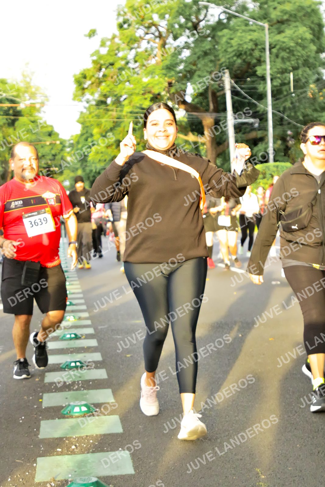 Foto de la X Carrera Leones Negros Red Cola 2026 en Rectoría General de la UdeG, Av. Juárez 976 (meta en Av. Enrique Díaz de León y Pedro Moreno), Guadalajara a las 07:23