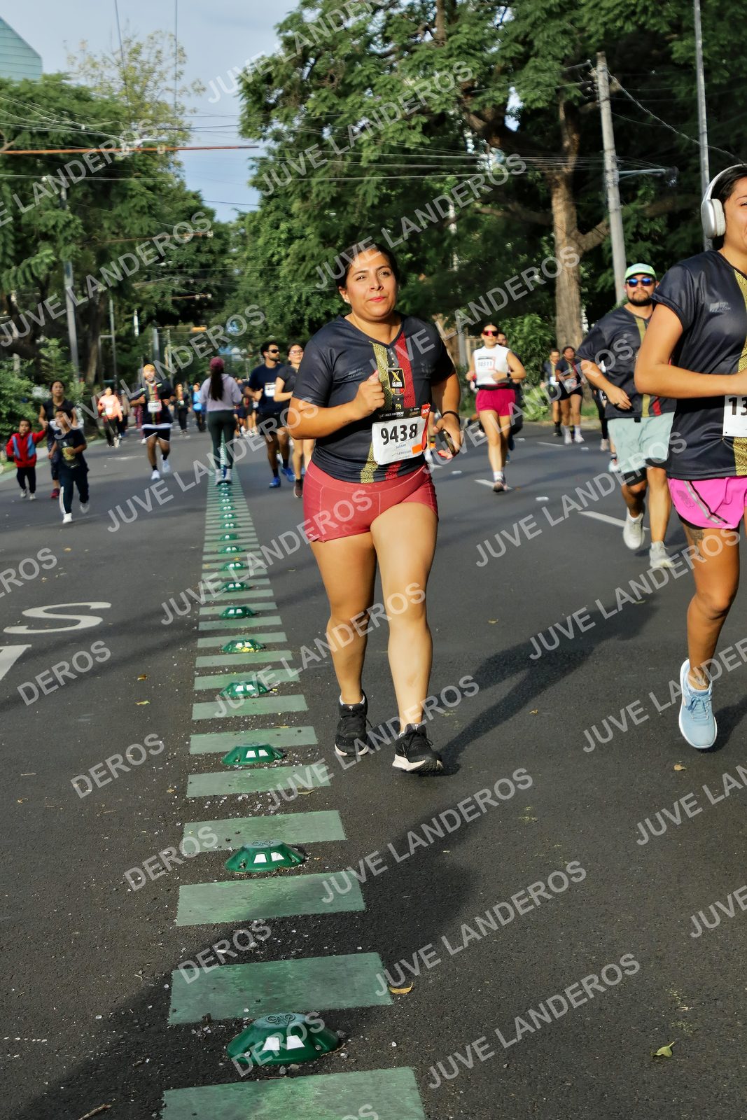 Foto de la X Carrera Leones Negros Red Cola 2026 en Rectoría General de la UdeG, Av. Juárez 976 (meta en Av. Enrique Díaz de León y Pedro Moreno), Guadalajara a las 08:02 · dorsal 9438
