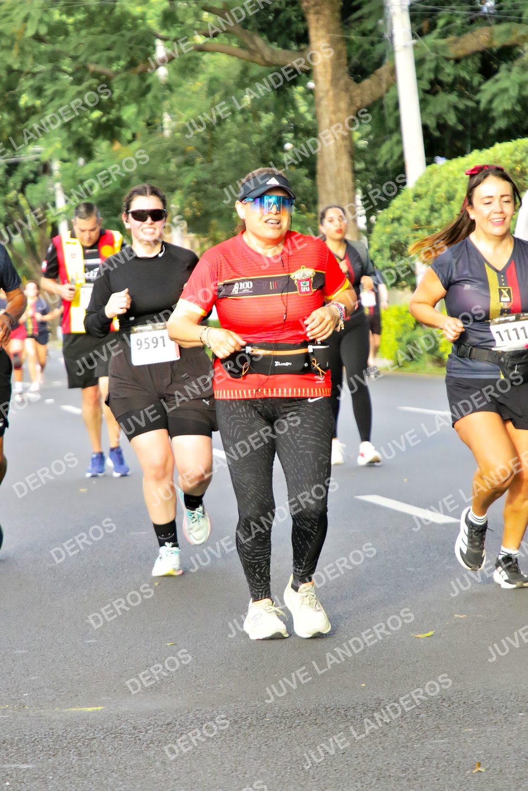 Foto de la X Carrera Leones Negros Red Cola 2026 en Rectoría General de la UdeG, Av. Juárez 976 (meta en Av. Enrique Díaz de León y Pedro Moreno), Guadalajara a las 08:07 · dorsal 9591, 1111
