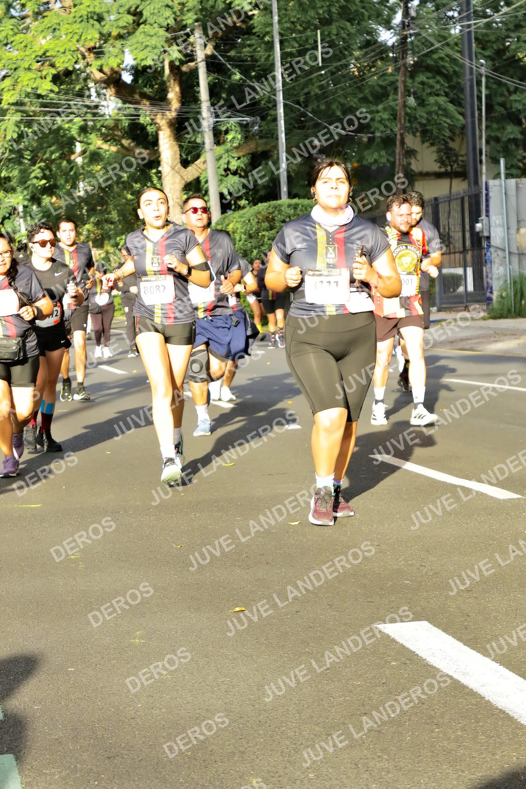 Foto de la X Carrera Leones Negros Red Cola 2026 en Rectoría General de la UdeG, Av. Juárez 976 (meta en Av. Enrique Díaz de León y Pedro Moreno), Guadalajara a las 08:00 · dorsal 8082