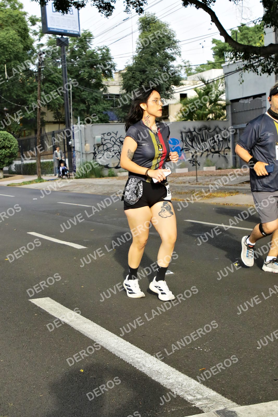 Foto de la X Carrera Leones Negros Red Cola 2026 en Rectoría General de la UdeG, Av. Juárez 976 (meta en Av. Enrique Díaz de León y Pedro Moreno), Guadalajara a las 08:04