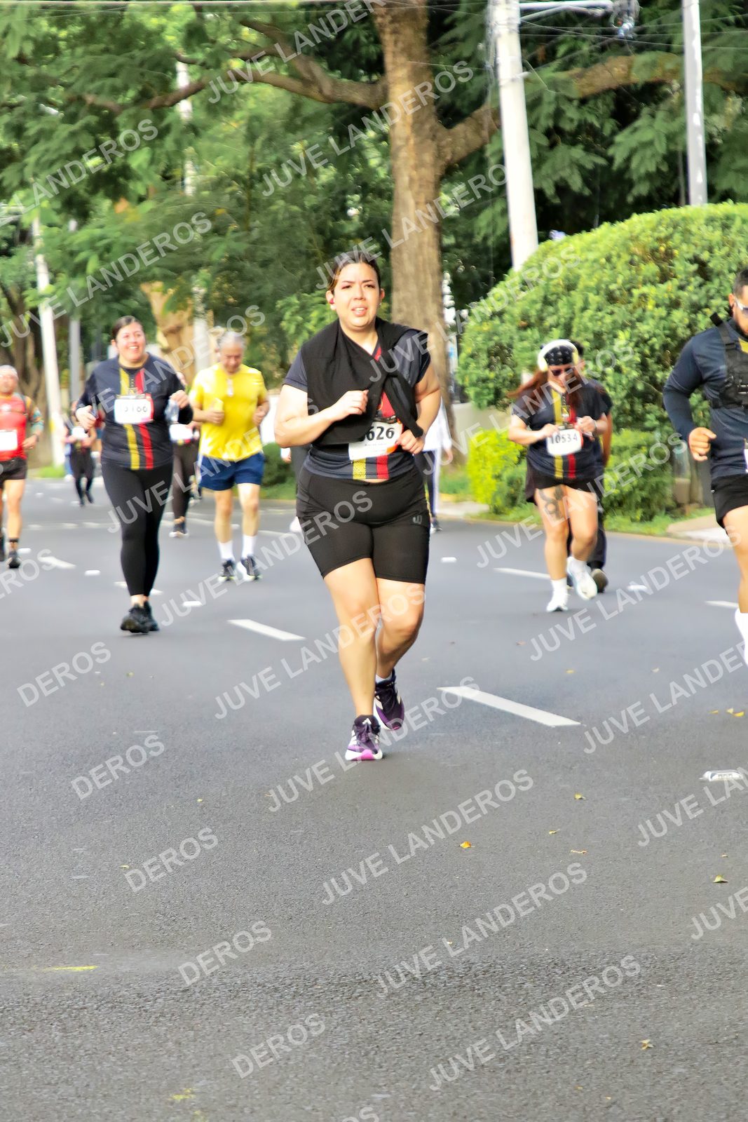 Foto de la X Carrera Leones Negros Red Cola 2026 en Rectoría General de la UdeG, Av. Juárez 976 (meta en Av. Enrique Díaz de León y Pedro Moreno), Guadalajara a las 08:13 · dorsal 626