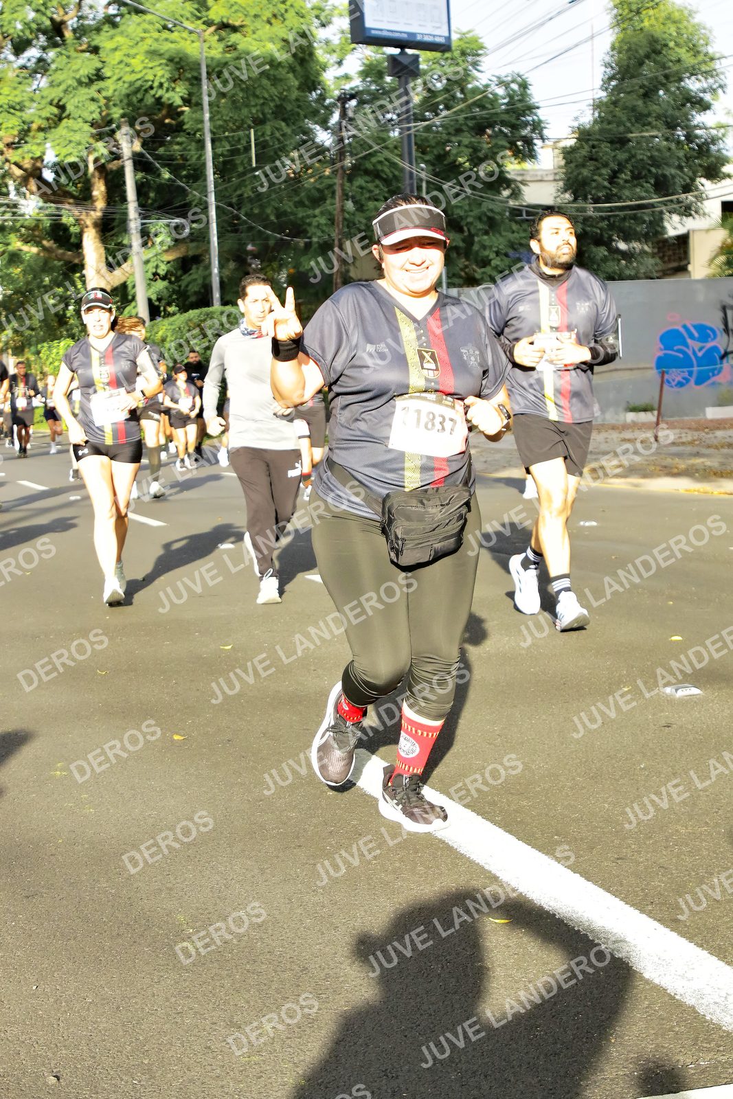 Foto de la X Carrera Leones Negros Red Cola 2026 en Rectoría General de la UdeG, Av. Juárez 976 (meta en Av. Enrique Díaz de León y Pedro Moreno), Guadalajara a las 07:59
